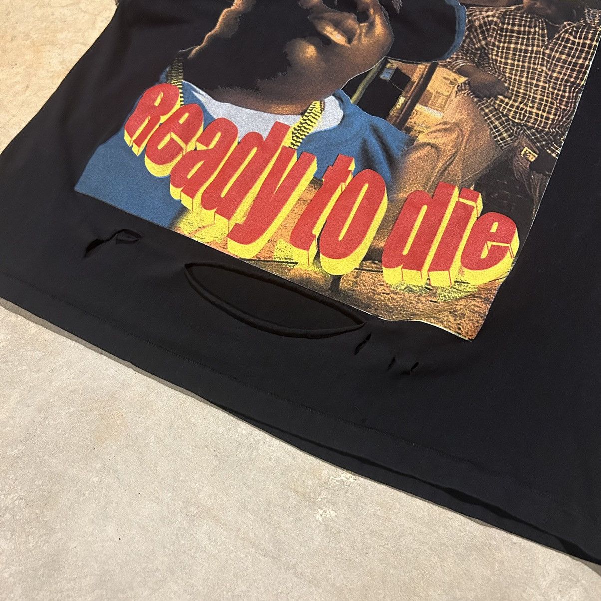 Rap Tees × Vintage Crazy Vintage 90s The Notorious BIG Ready to Die Rap Tee Size US XL / EU 56 / 4 - 3 Thumbnail