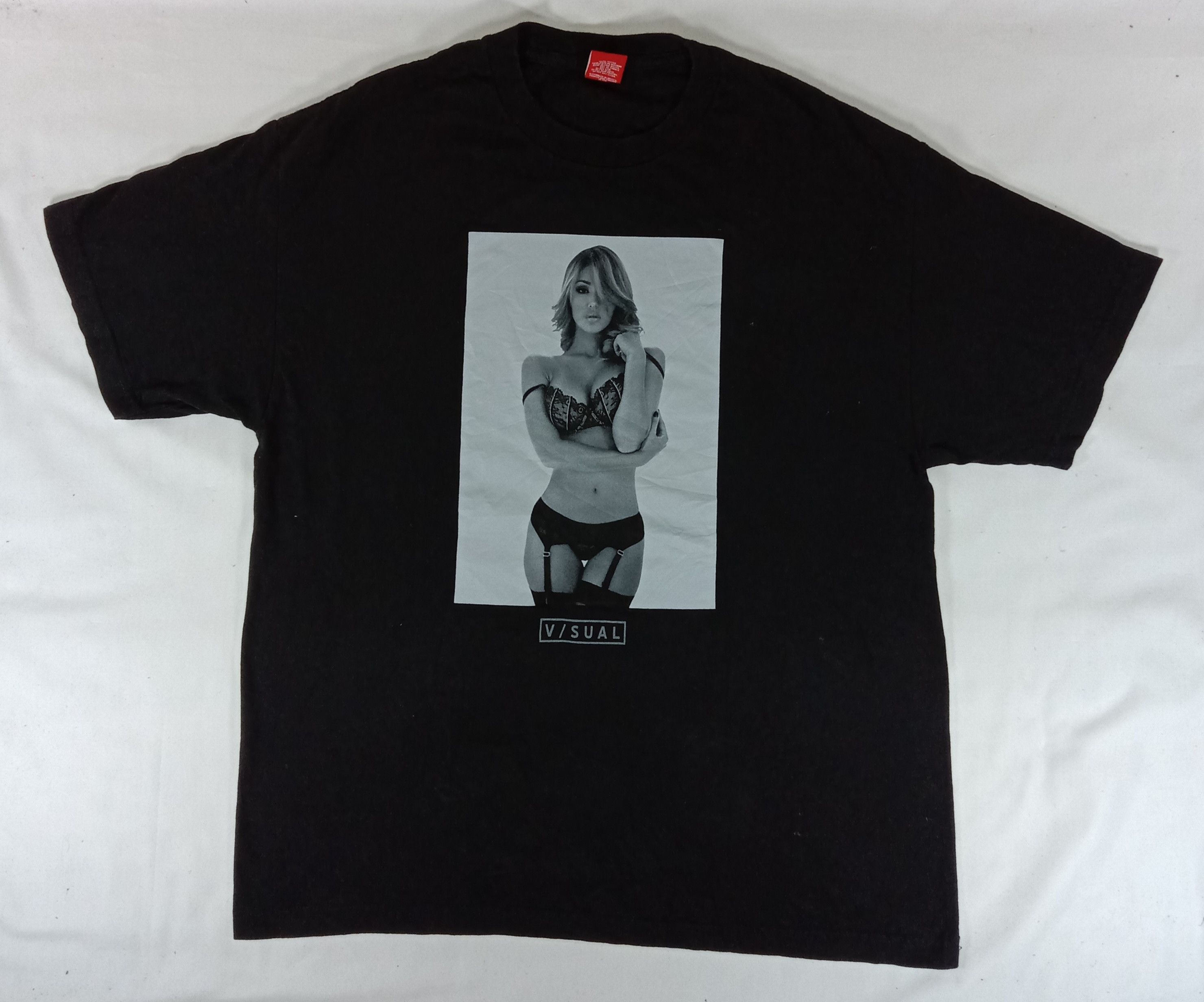 Visual Visual by Van Styles Sexy Lingerie Naked Photo Tee Size US XL / EU 56 / 4 - 1 Thumbnail