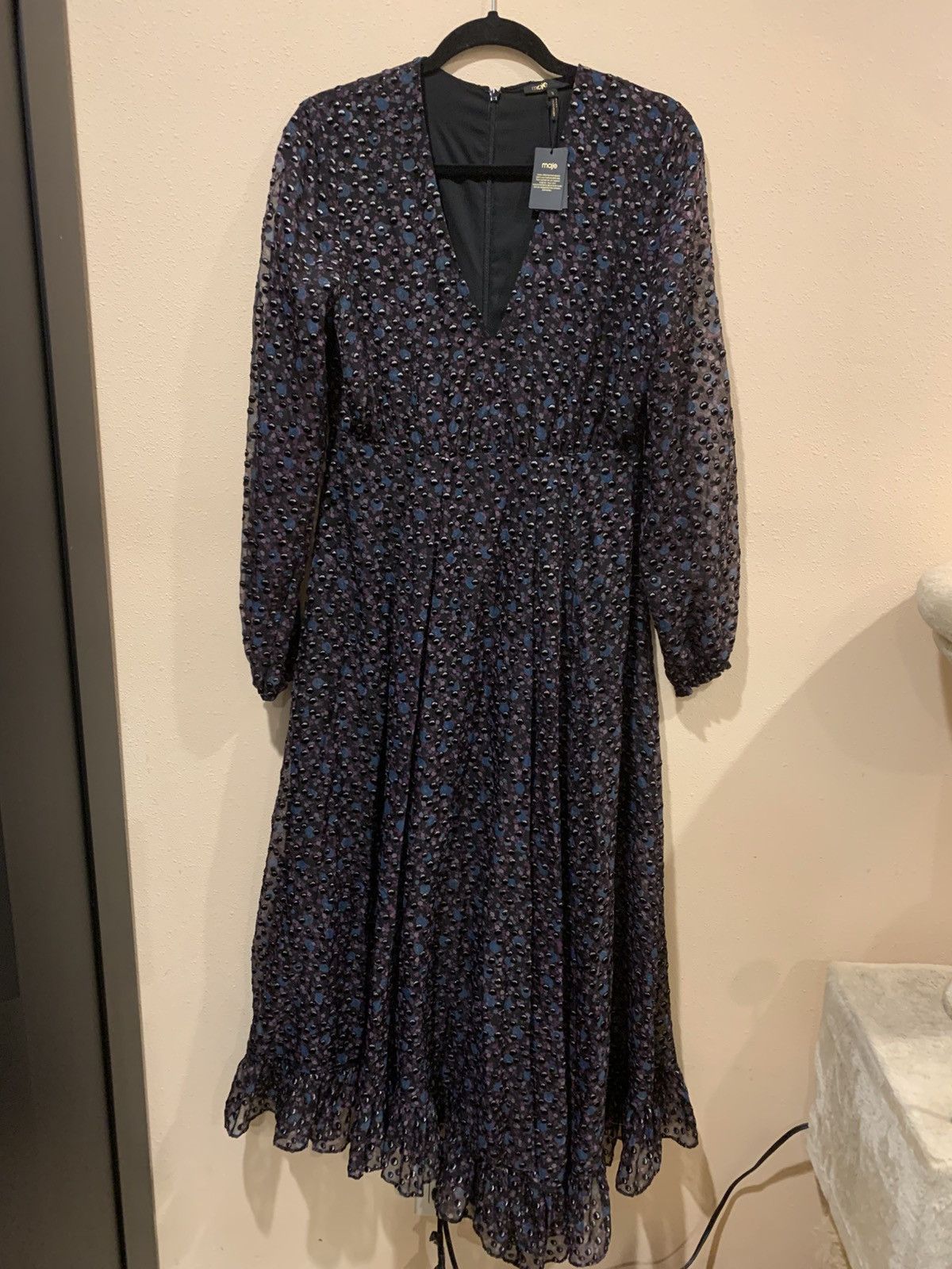 Maje MAJE NWT RAVENA FLORAL BURNOUT VELVET MIDI DRESS SIZE 3 Size L / US 10 / IT 46 - 2 Thumbnail