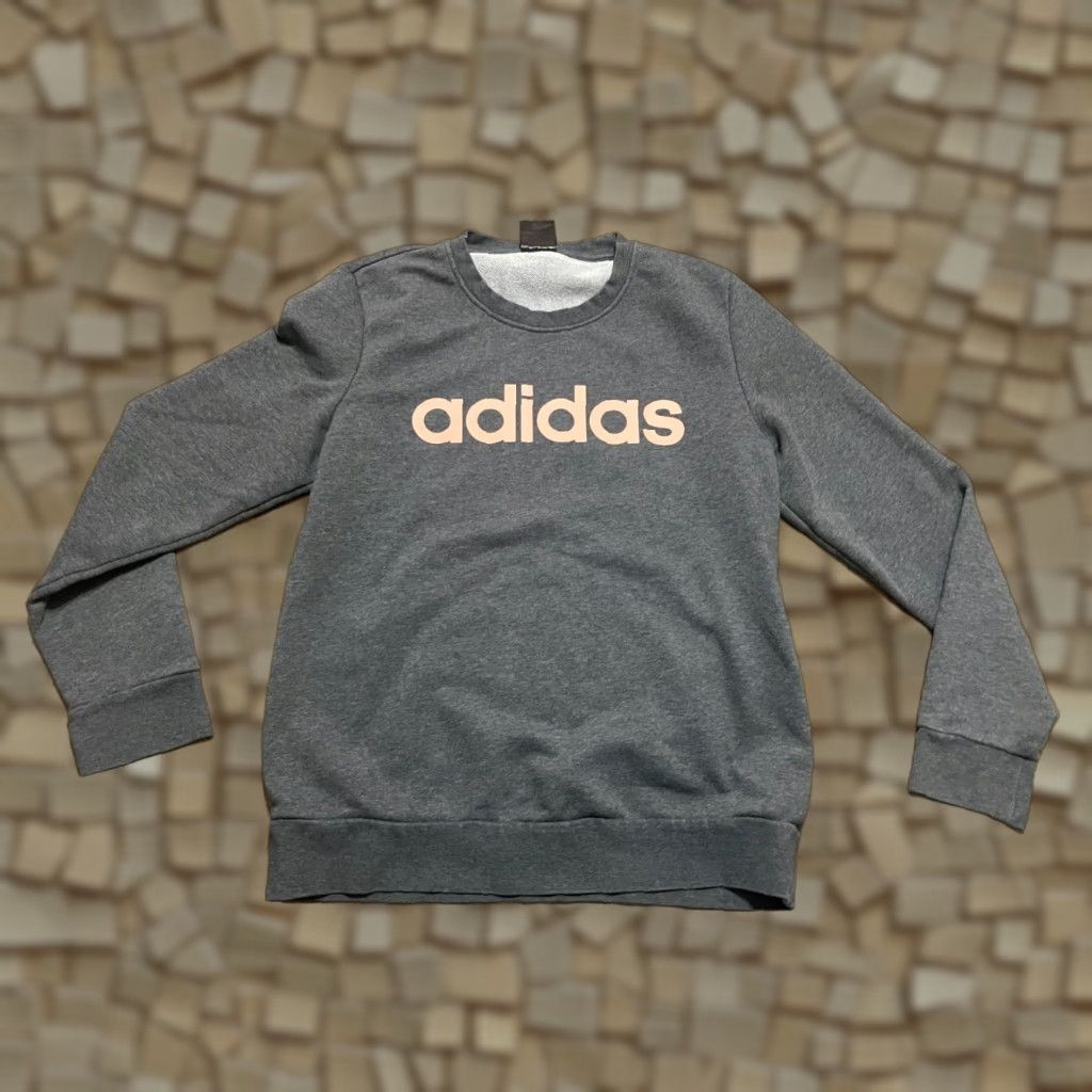 Adidas adidas Shirt Women's Size Medium Gray Pink Long Sleeve Crew Neck Logo Size M / US 6-8 / IT 42-44 - 1 Thumbnail
