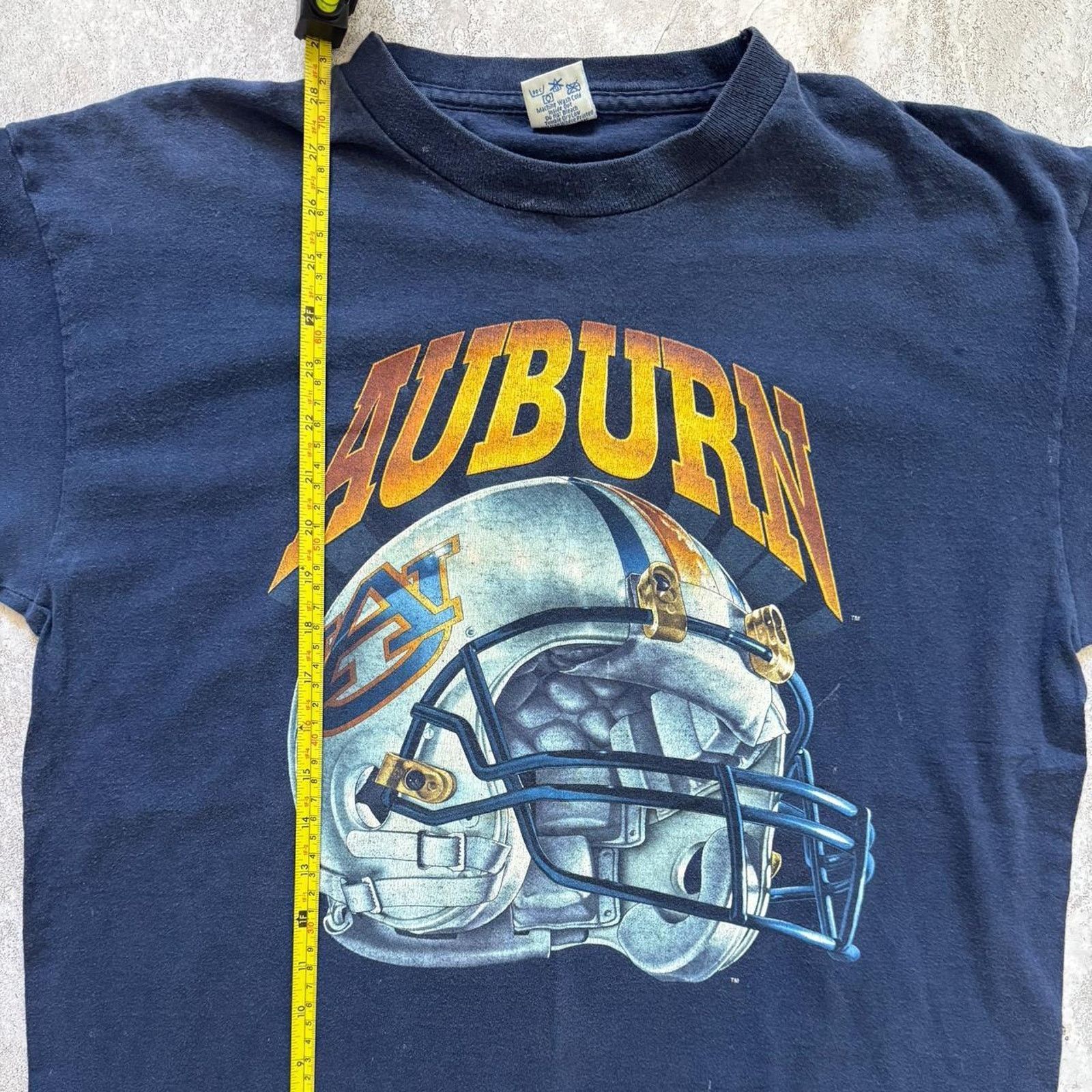 Salem Sportswear Vintage salem tag 90 Auburn Tigers Helmet T-Shirt Size Large Size US L / EU 52-54 / 3 - 5 Thumbnail