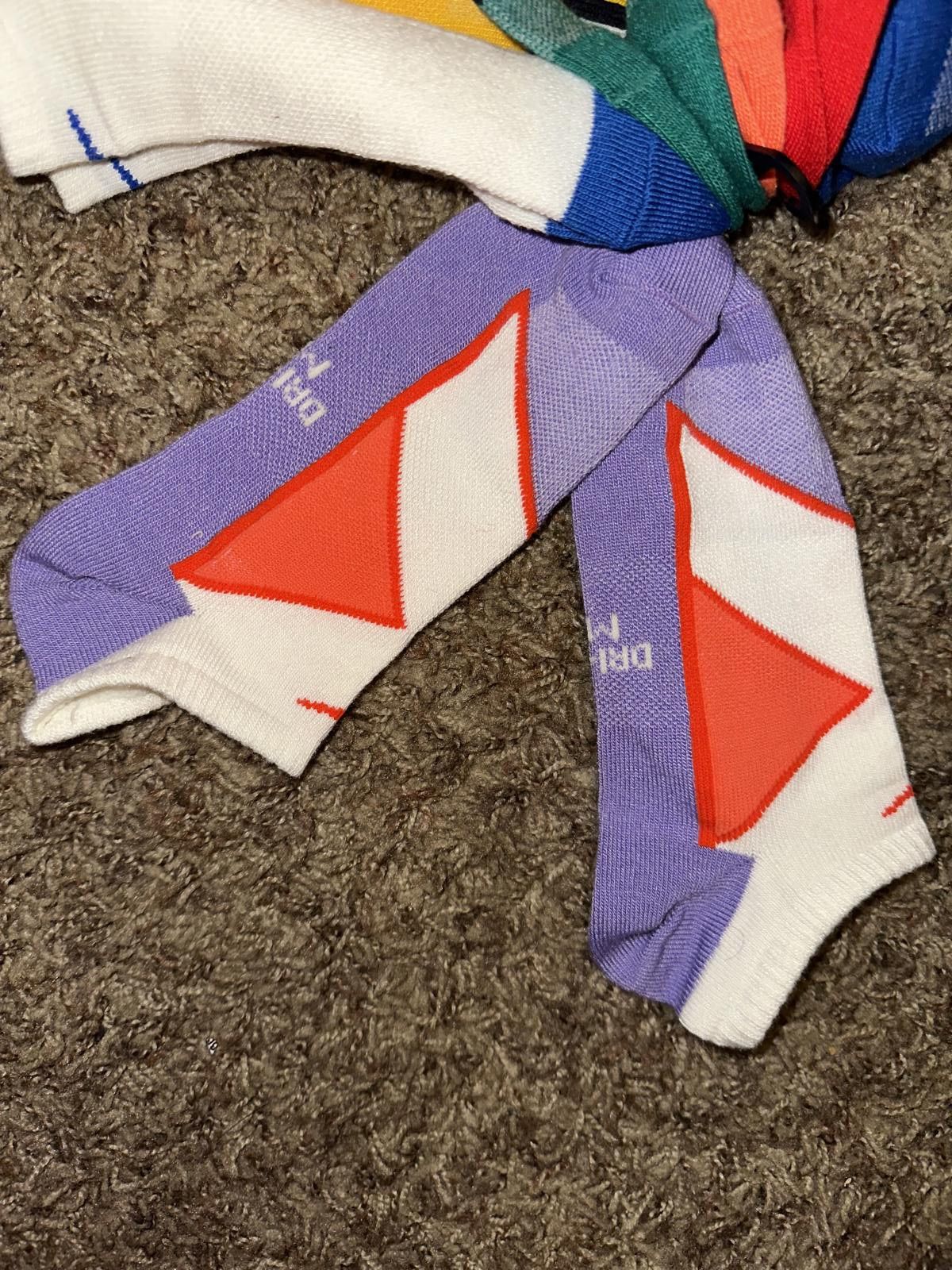 Nike Nike Women’s Multicolors 6-Pack Everyday Cushion Socks Size ONE SIZE - 6 Thumbnail