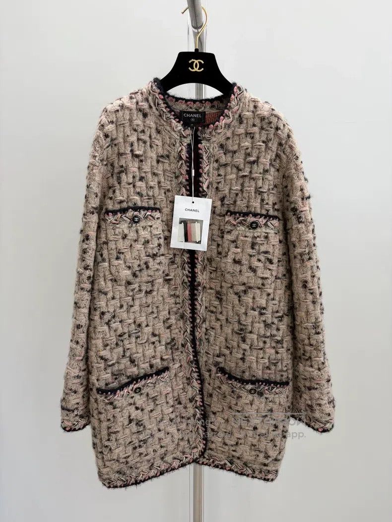 Chanel Chanel Autumn and winter milk tea pink blended cashmere kn Size S / US 4 / IT 40 - 1 Thumbnail