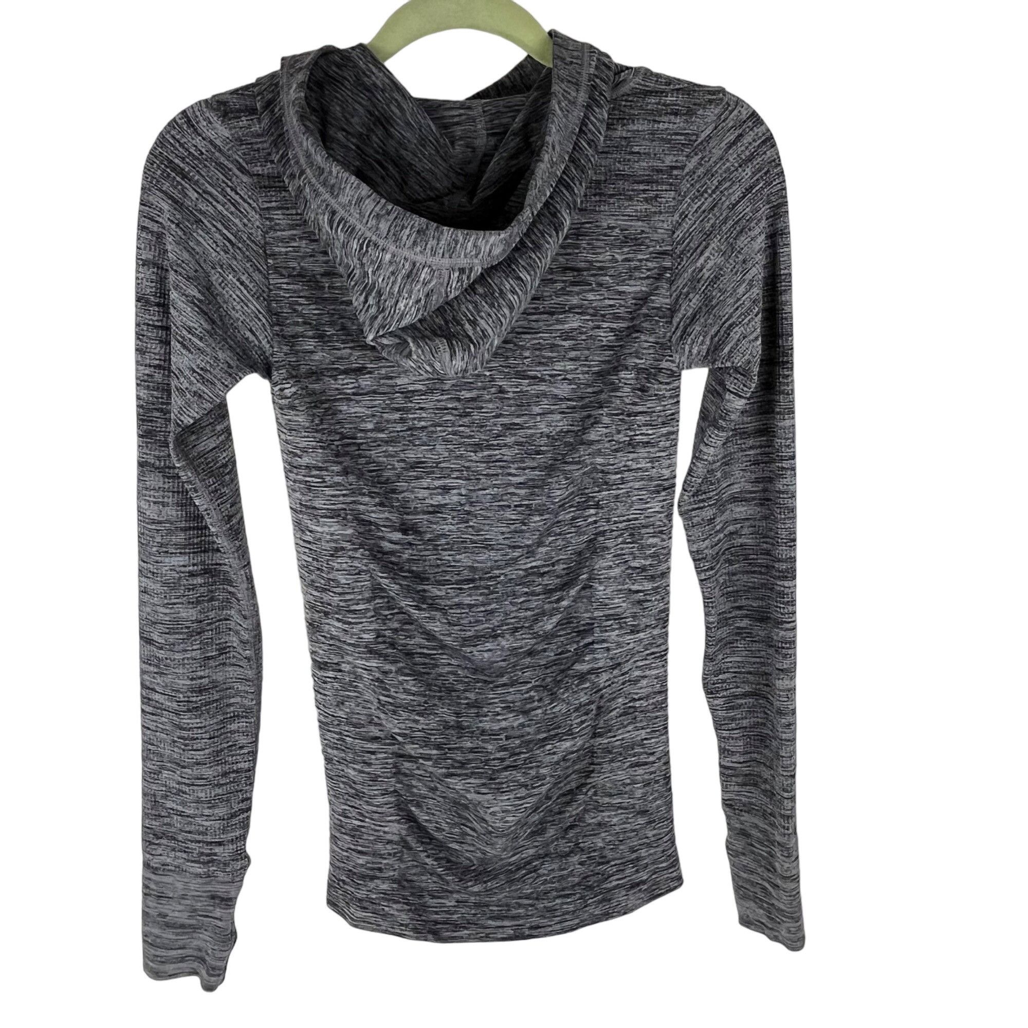 Athleta Athleta Hooded Athletic Top Gray Thumbholes Sz. S Size S / US 4 / IT 40 - 3 Thumbnail