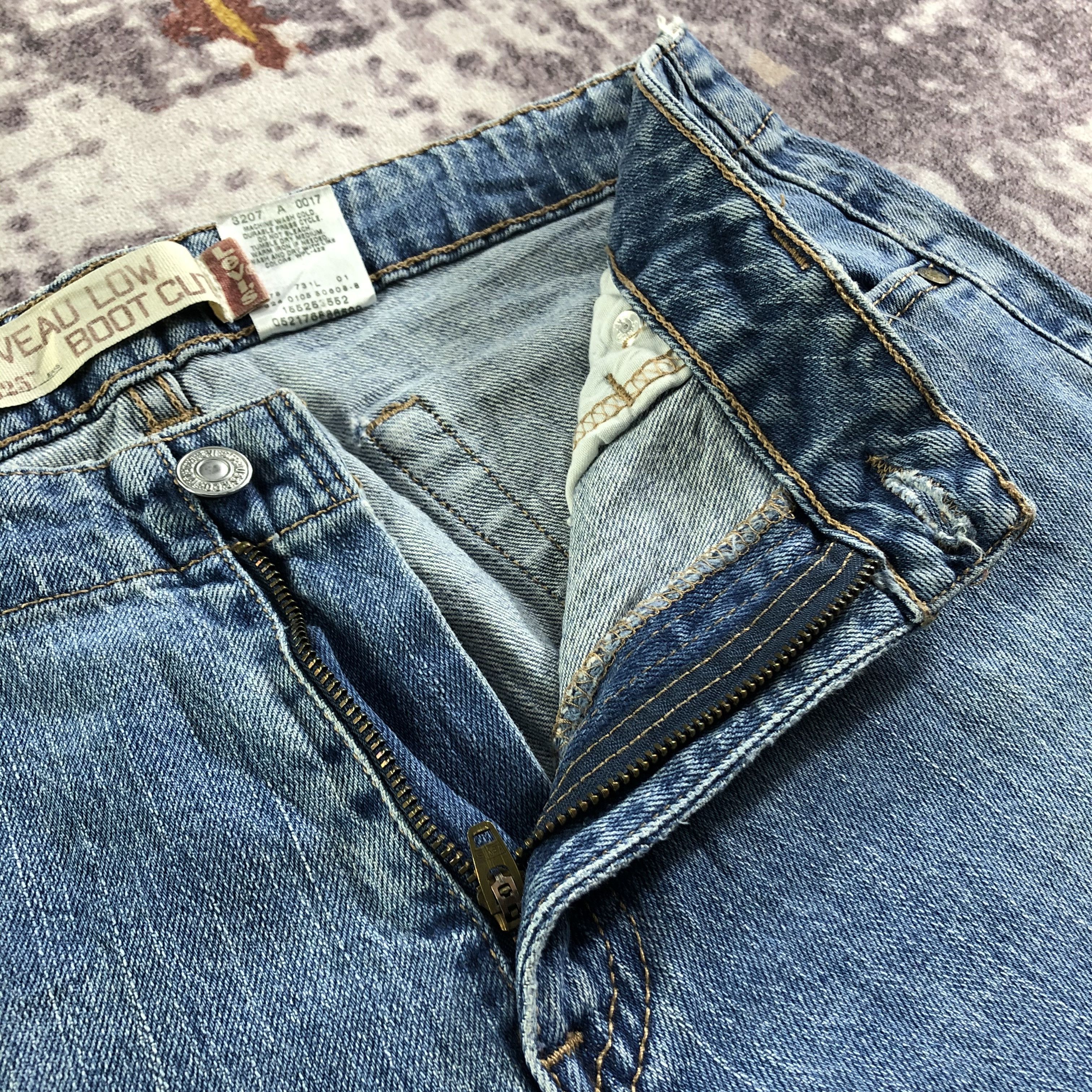 Levi's × Vintage Vintage Blue Wash Levis 525 Jeans-JM3472 Size 33" - 8 Thumbnail