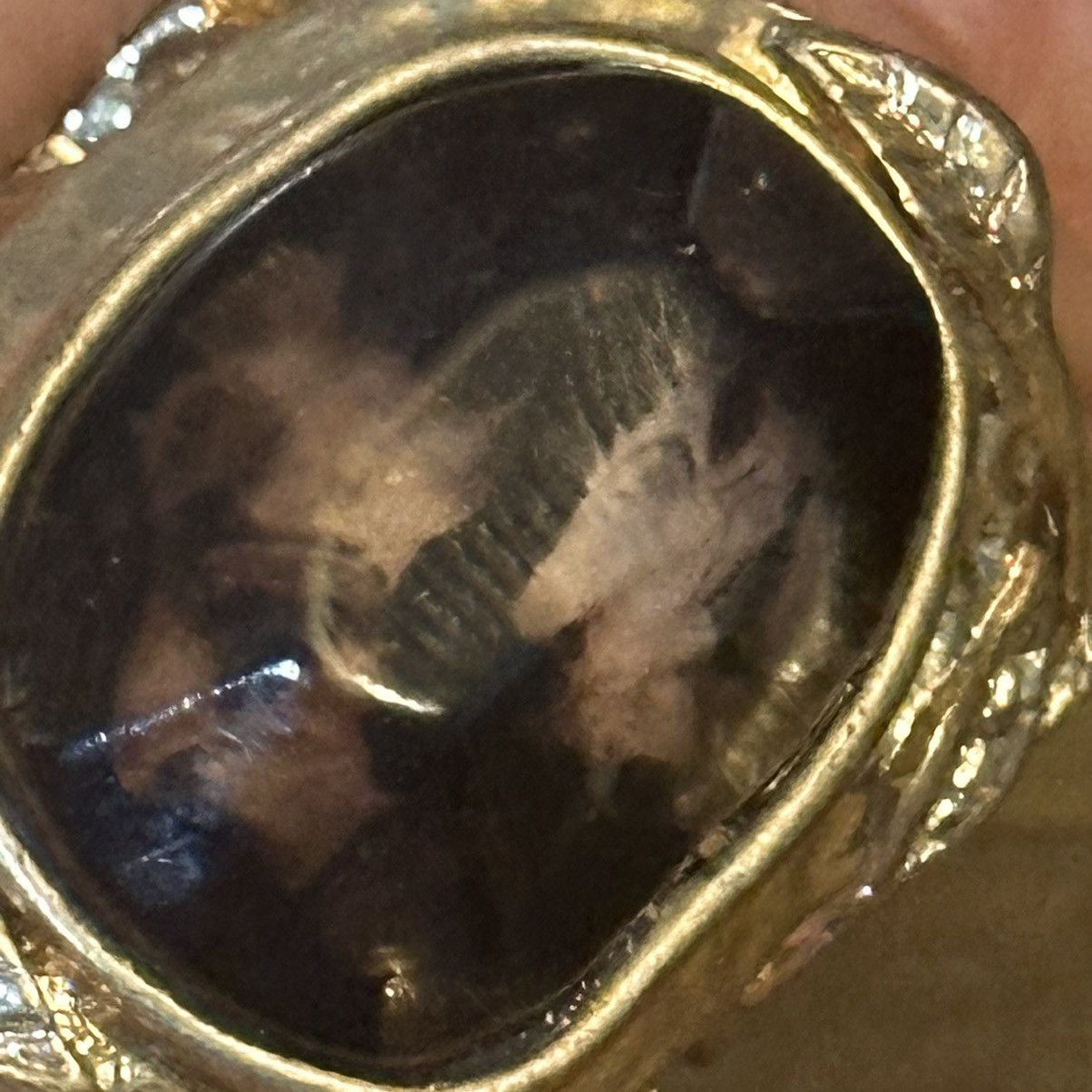Other Large ornate black stone ring Size ONE SIZE - 4 Thumbnail