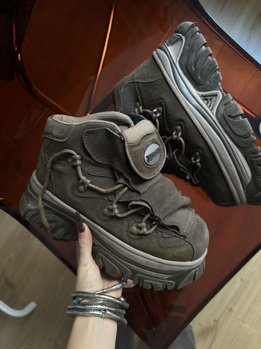 New Rock Raver Platforms Size US 10 / IT 40 - 1 Thumbnail