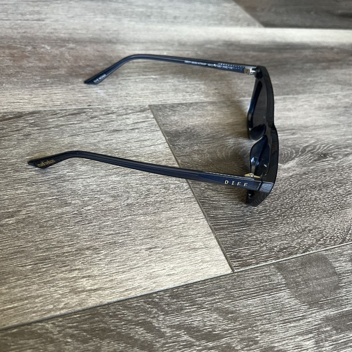 Other DIFF Eyewear x Madi Nelson The Noah Navy Cat Eye Sunglasses Size ONE SIZE - 7 Thumbnail