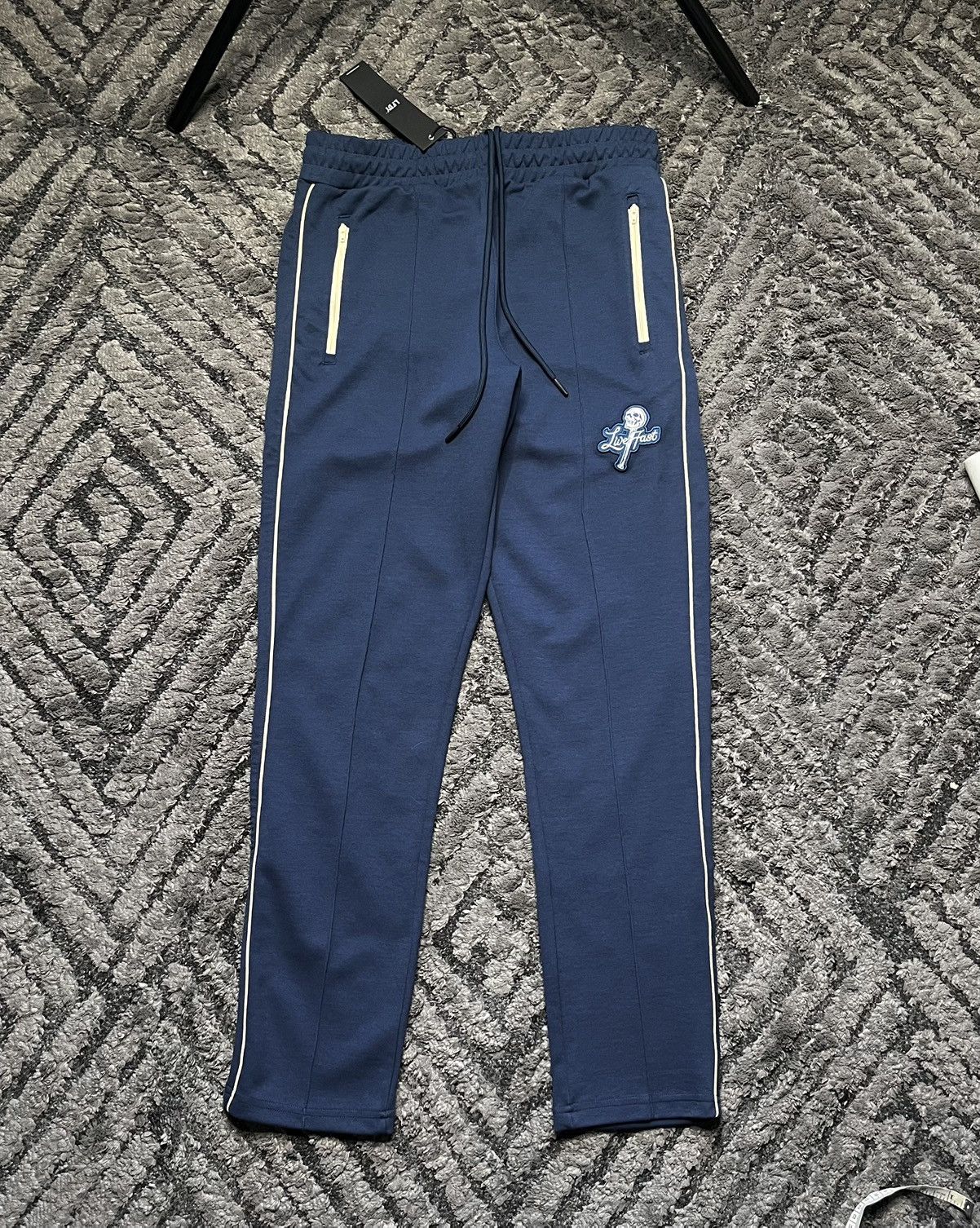 LFDY Vintage Navy New Sweatpants Pants Drip LFDY Size US 30 / EU 46 - 1 Thumbnail