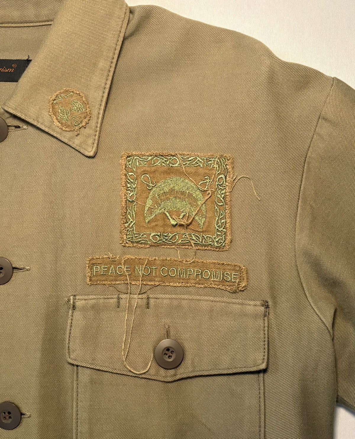 Undercover Undercover SS03 “Scab” Military Patched Button Down Size US L / EU 52-54 / 3 - 4 Thumbnail