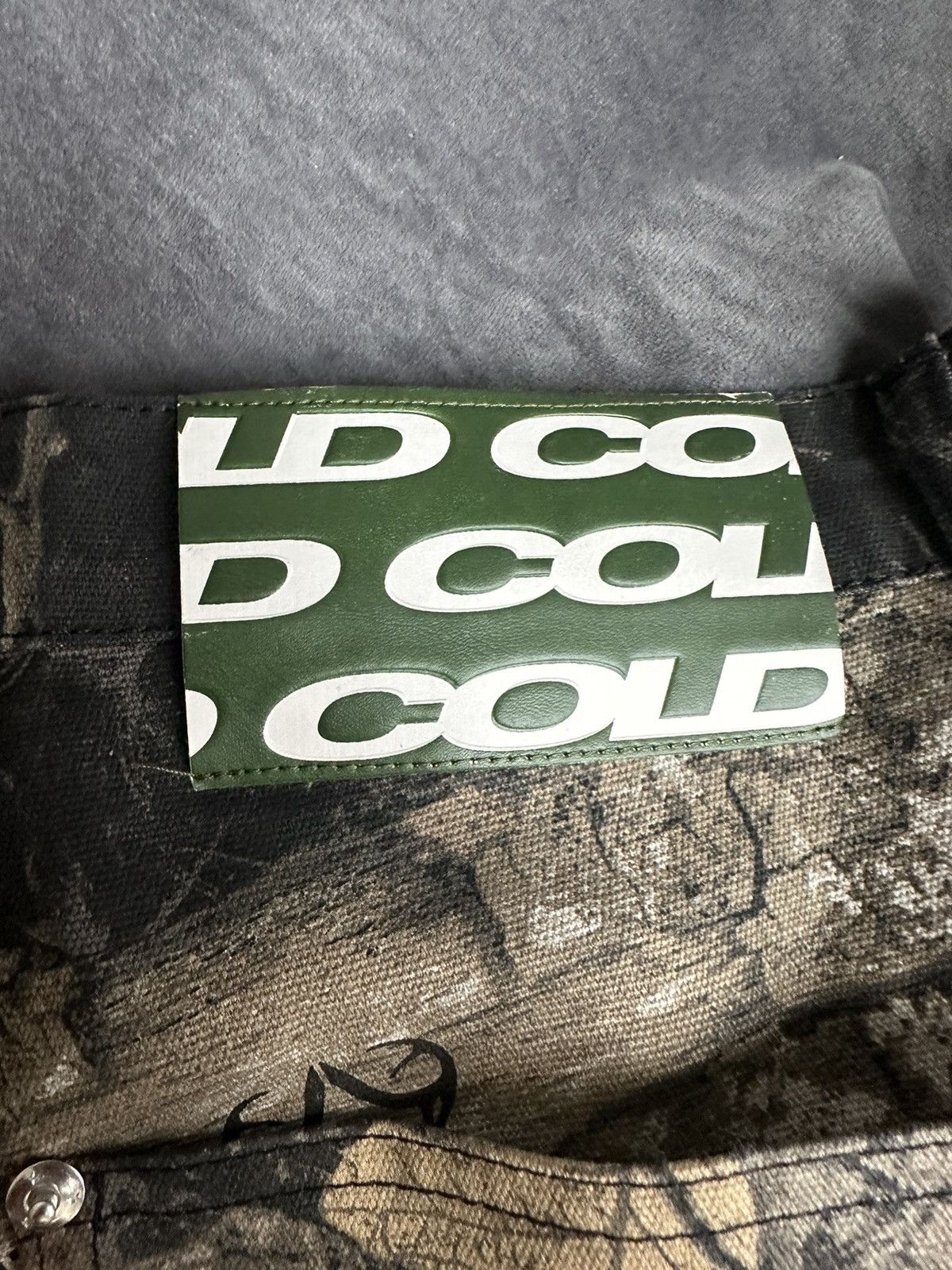 Realtree Cold Culture x Real Tree Baggy Camo Pants, Size XL Size US 36 / EU 52 - 4 Thumbnail