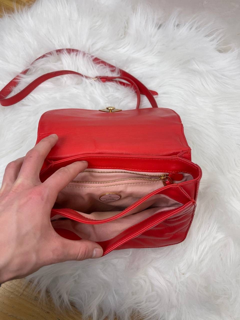Other Coccinelle Leather Crossbody Bag Red Gold Logo Italy Size ONE SIZE - 4 Thumbnail