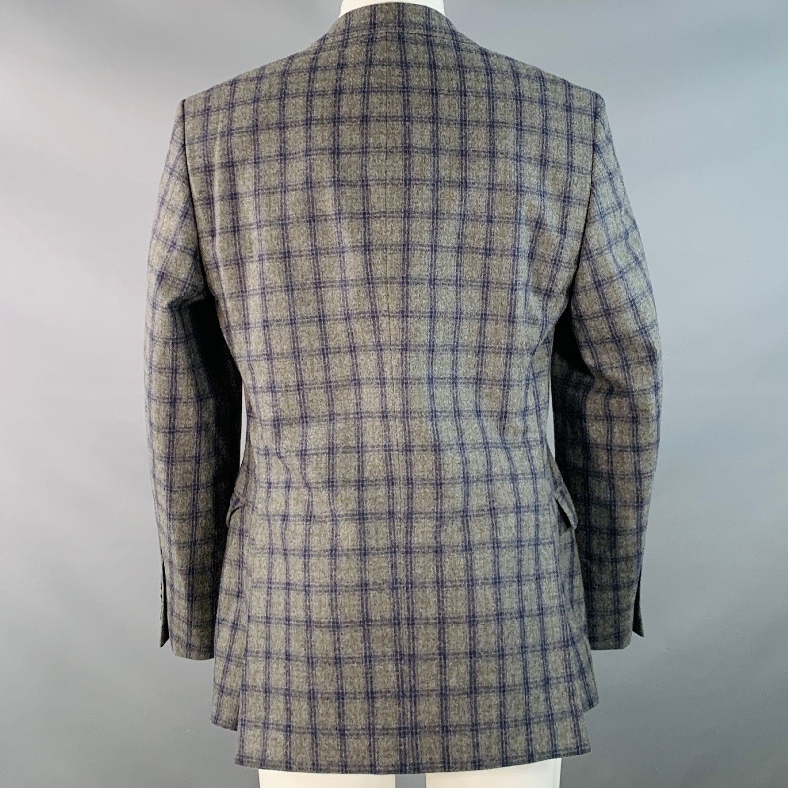 Paul Stuart Size 41 Grey Navy Green Plaid Wool Notch Lapel Sport Coat Size 40R - 4 Thumbnail