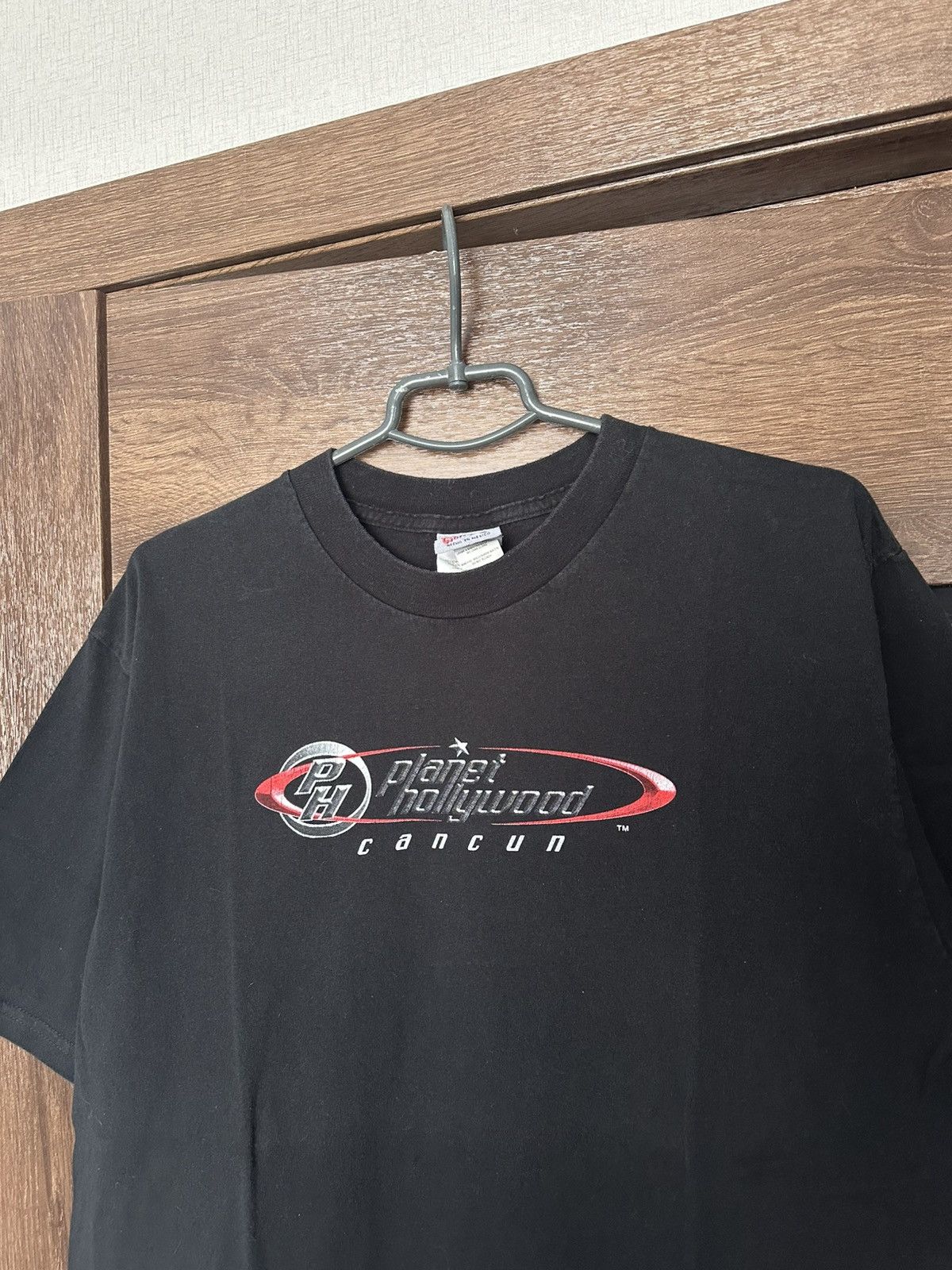 Planet Hollywood Planet Hollywood Cancun Cafe Vintage T-Shirt Tee 90s Size US L / EU 52-54 / 3 - 7 Thumbnail