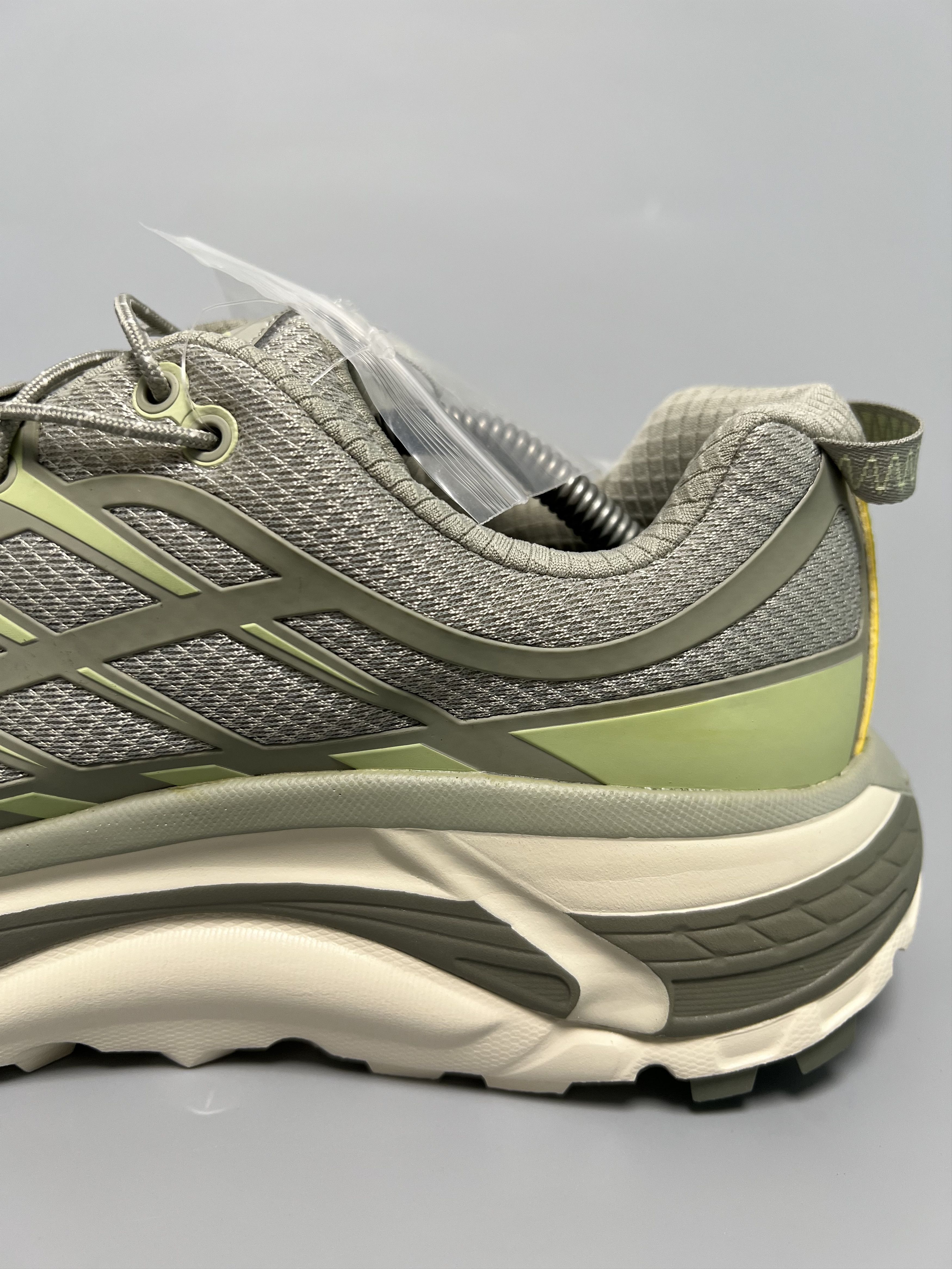 Hoka Hoka One One U Mafate Three 2 Hiking Trail Running Shoes Size US 10 / EU 43 - 11 Thumbnail