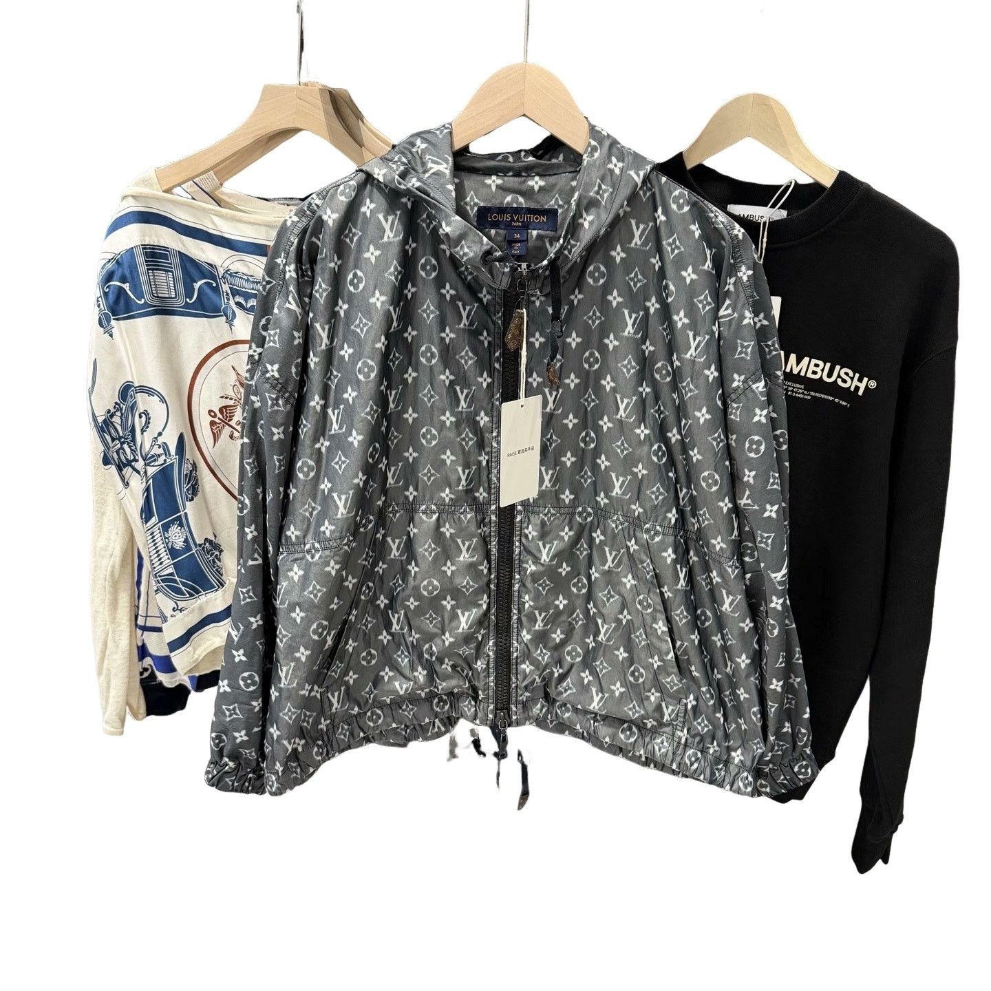 Louis Vuitton Louis Vuitton Monogram Jacket Size 34 Size XS / US 0-2 / IT 36-38 - 1 Thumbnail