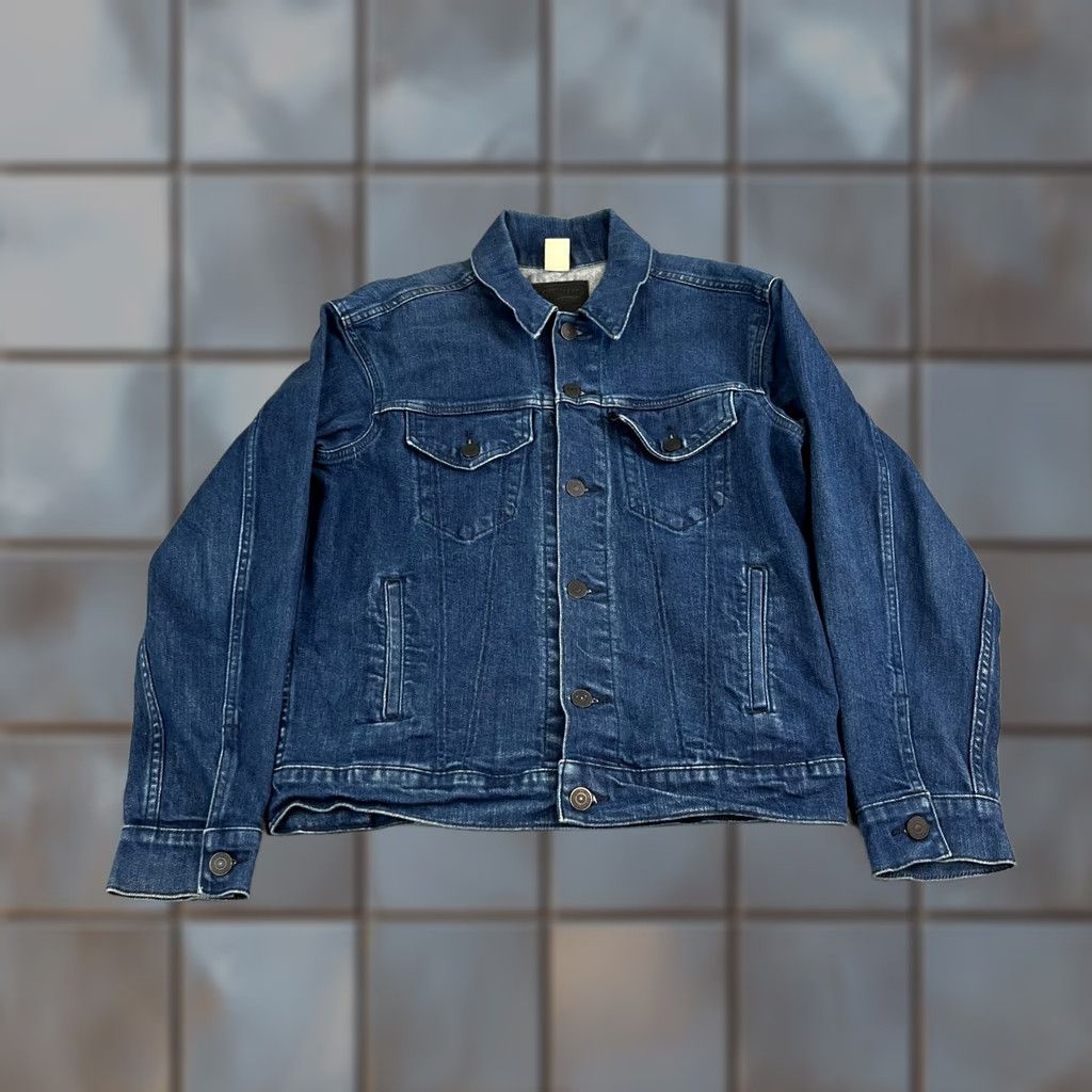 Levi's Levi's Womens Denim Jacket XS Blue Trucker Type 3 Short Sleeve? Size XS / US 0-2 / IT 36-38 - 1 Thumbnail