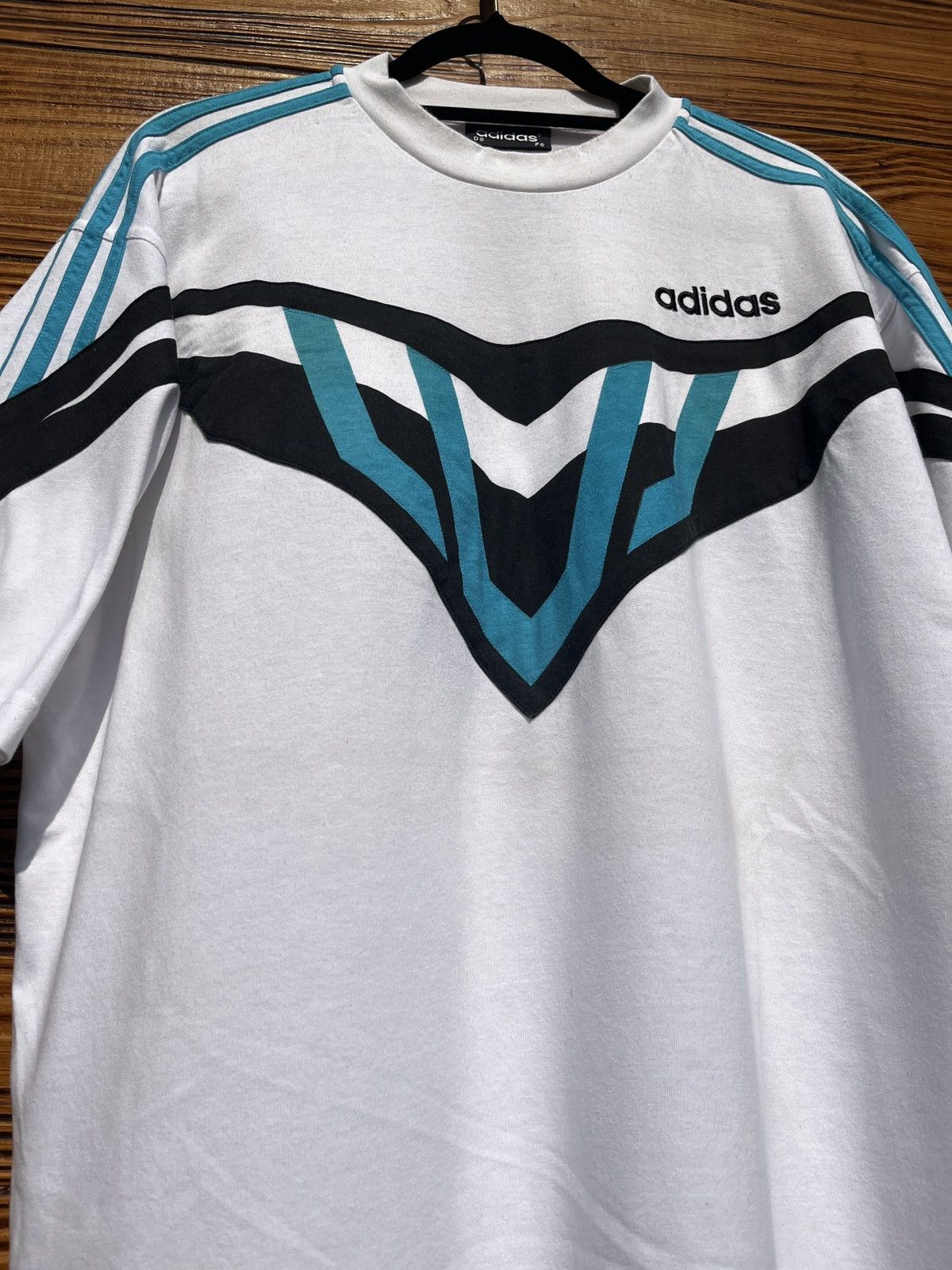 Adidas T-Shirt Adidas Retro Size US L / EU 52-54 / 3 - 11 Thumbnail