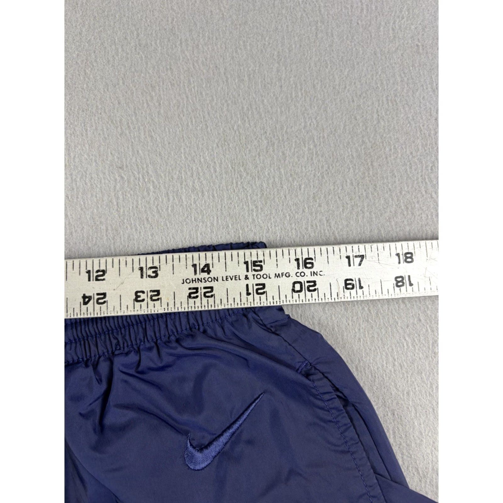 Nike VINTAGE Nike Windbreaker Pants Men’s XL Blue Nylon Jogger 90s Swoosh Elastic Waist Trainers Running Gym & Training Men Size US 36 / EU 52 - 6 Thumbnail