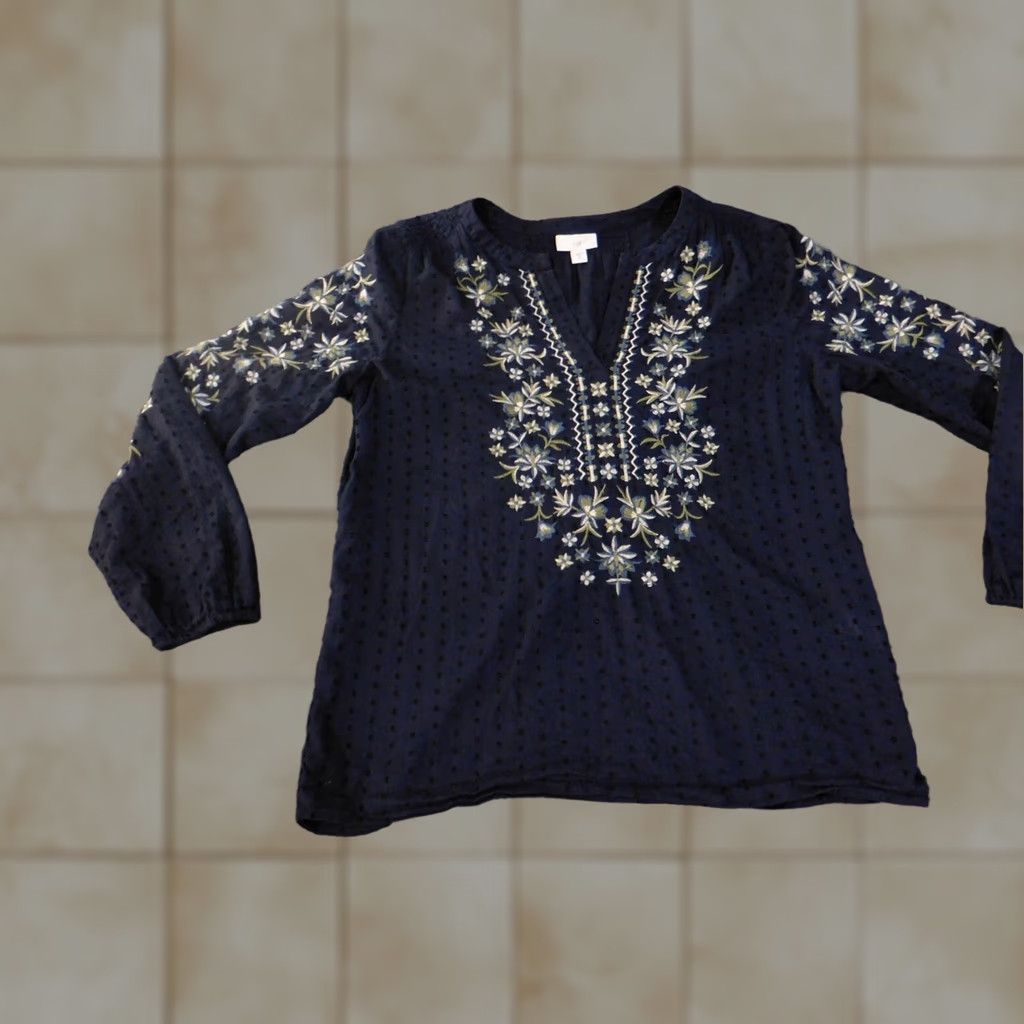 J. Jill J. Jill Top XS Blue Floral Embroidered Pullover Casual Womens Rayon Cotton Eyelet Round Neck Size XS / US 0-2 / IT 36-38 - 1 Thumbnail