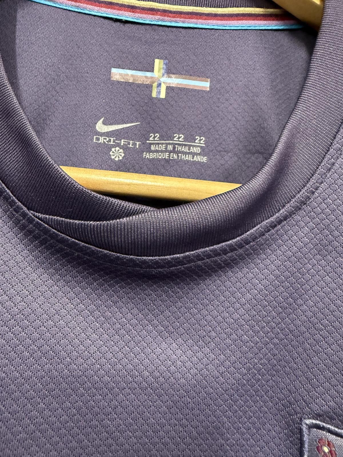 Nike Nike Men's Football Jersey with Number 9 Size US M / EU 48-50 / 2 - 3 Thumbnail