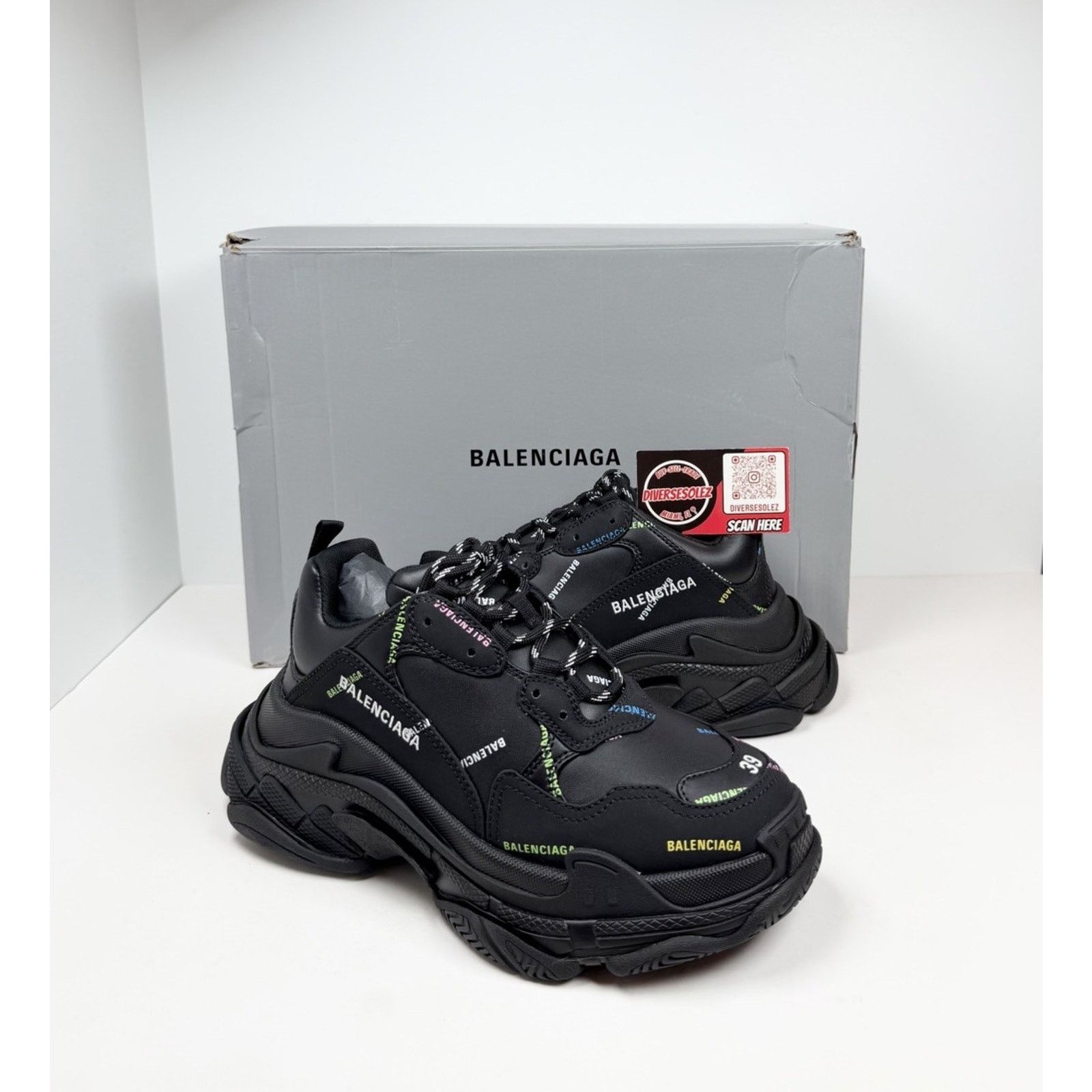 Balenciaga Size 39EU/6US - Balenciaga Triple S Multicolor Size US 6 / EU 39 - 1 Thumbnail
