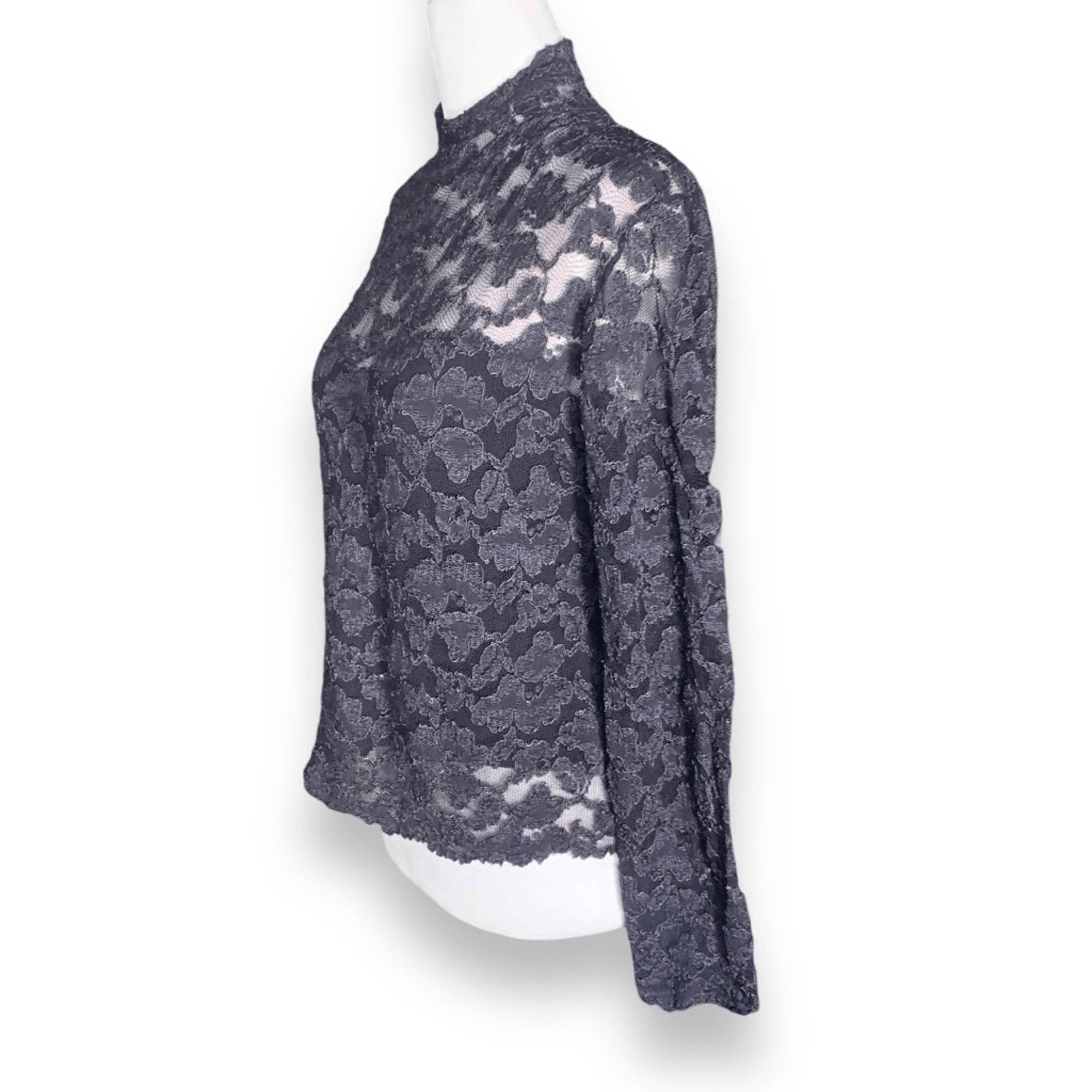 Henri Bendel × Vintage Vintage Henri Bendel Sheer Blouse Black Floral Lace Mockneck Size S / US 4 / IT 40 - 7 Thumbnail
