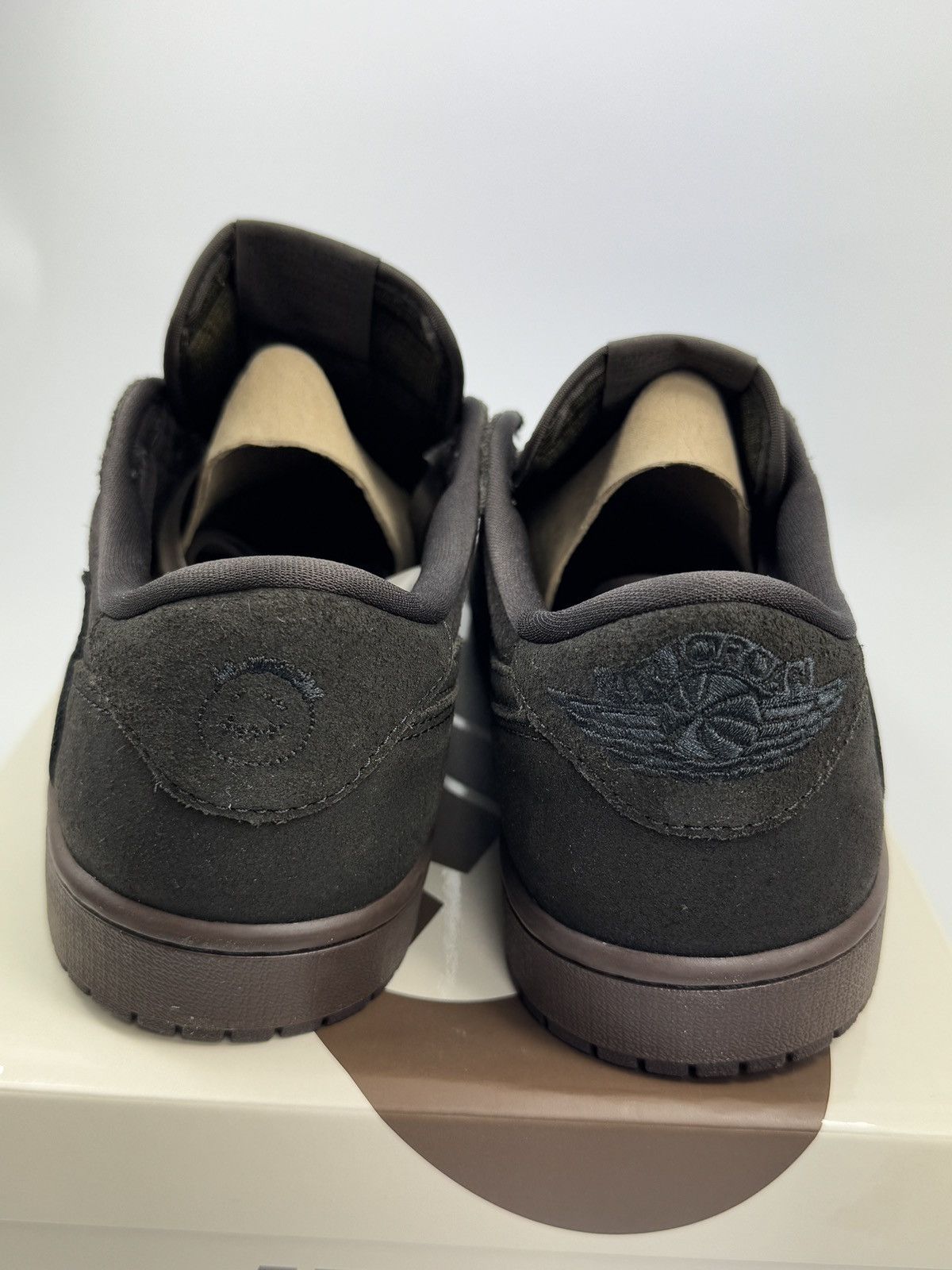 Jordan Brand JORDAN 1 RETRO CACTUS JACK VELVET BROWN SNEAKERS Size US 11 / EU 44 - 5 Thumbnail