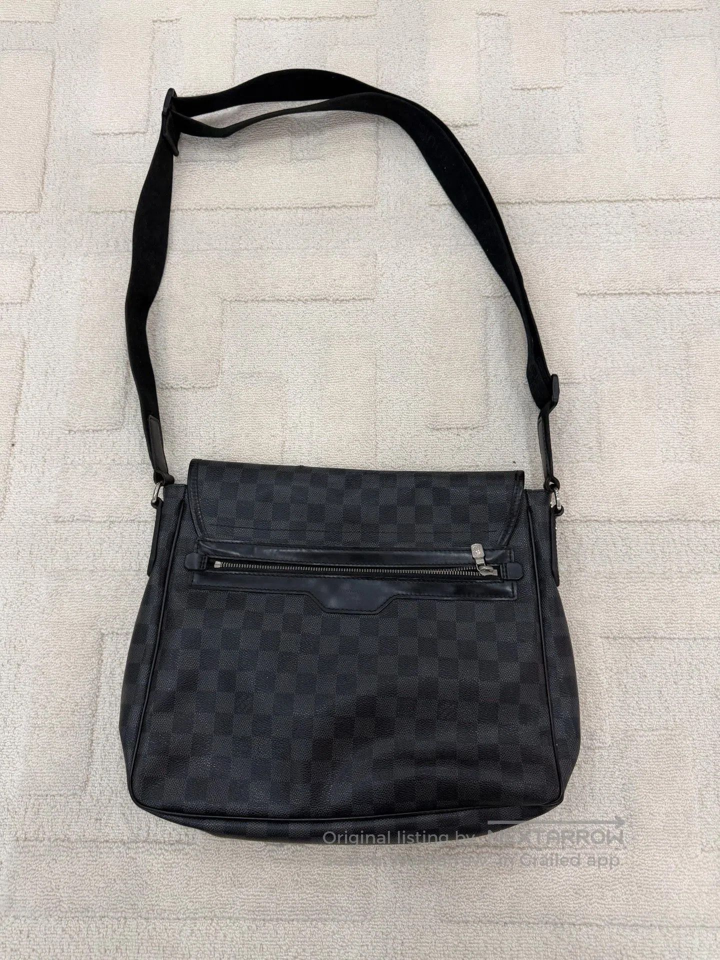 Louis Vuitton Louis Vuitton Black Gray Check Flap Messenger Bag. Size ONE SIZE - 2 Thumbnail