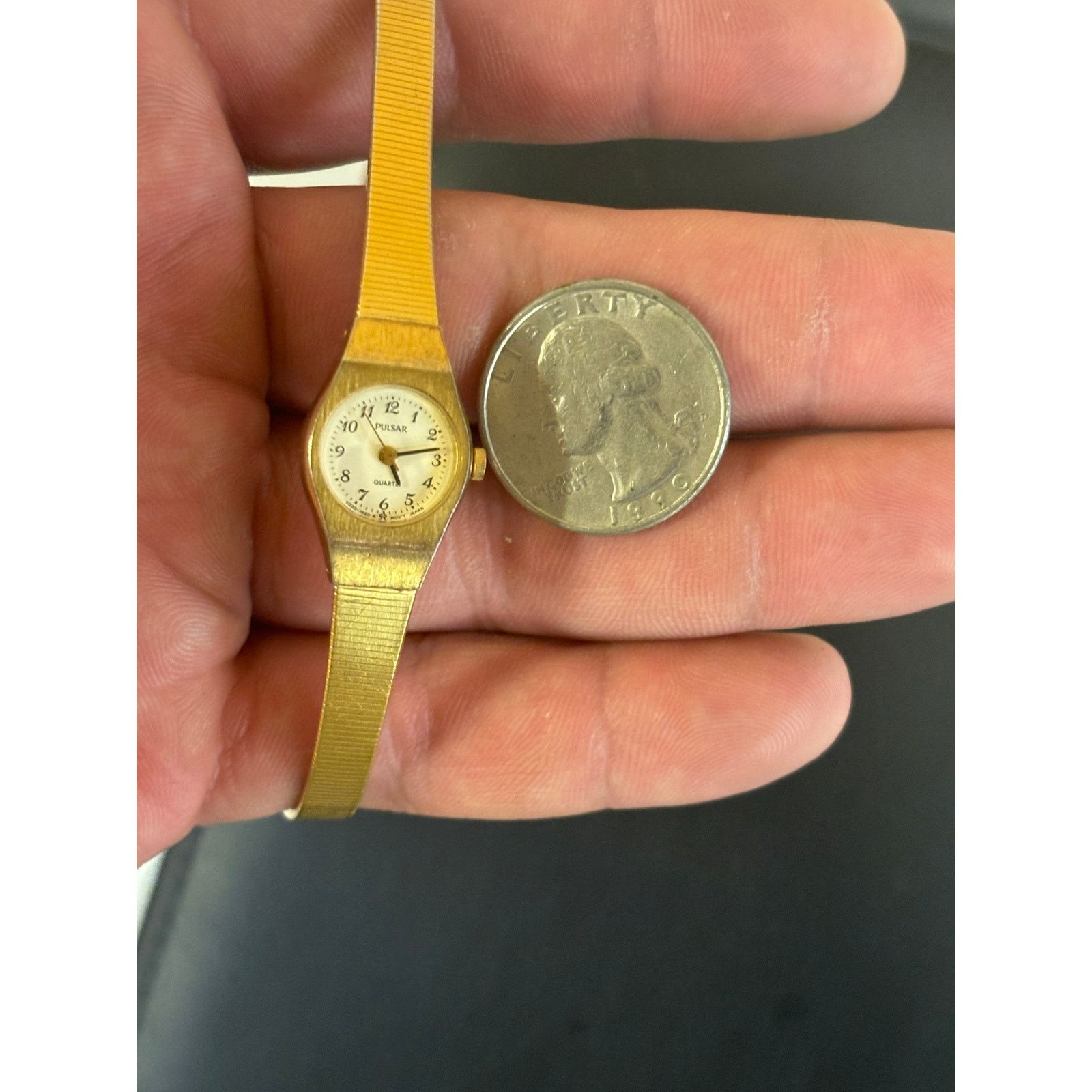 Pulsar Vintage Pulsar V233-0390 Gold Tone Womens Watch! New Battery Size ONE SIZE - 7 Thumbnail