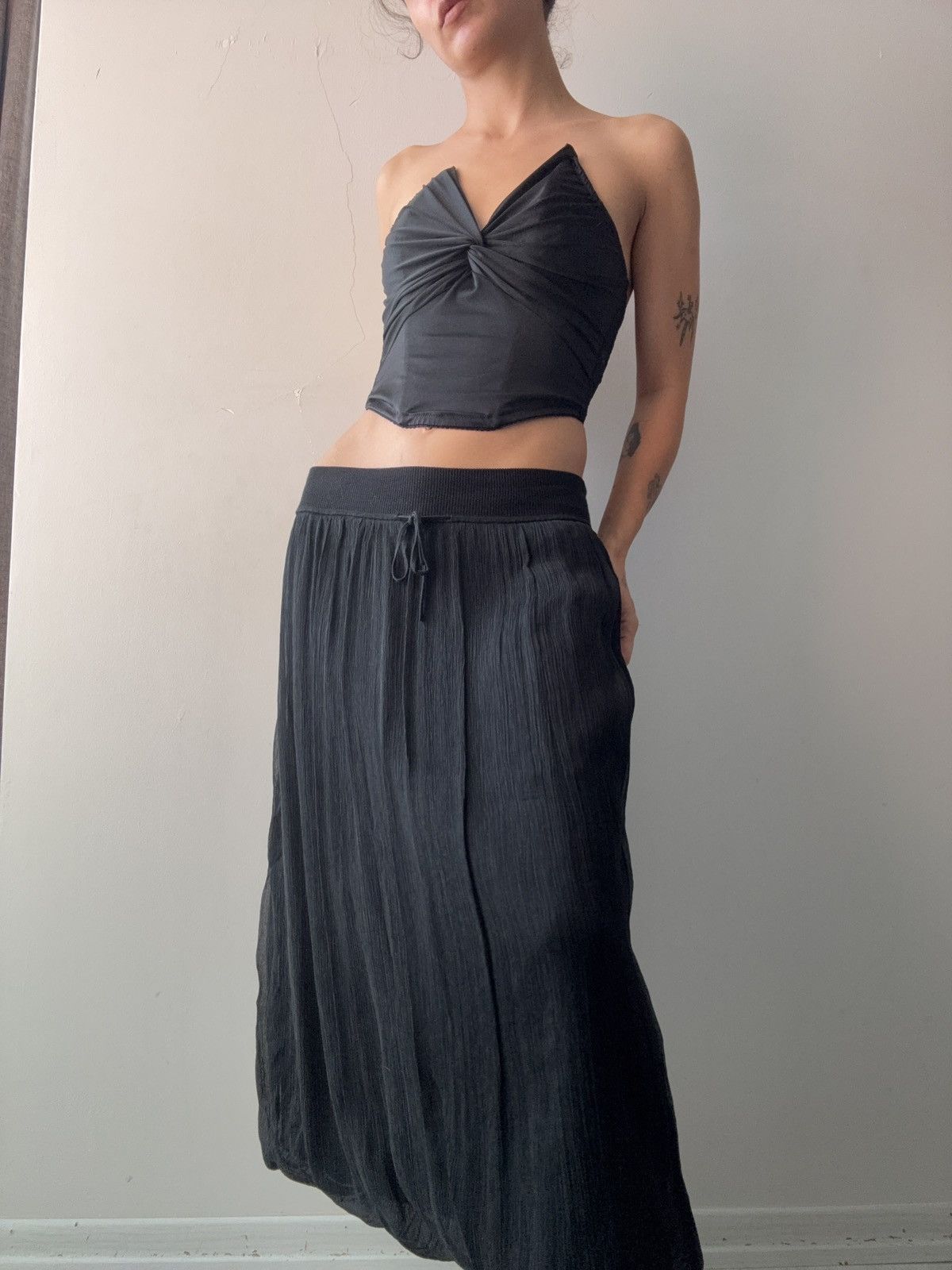 Escada Escada silk skirt Size 26" / US 2 / IT 38 - 1 Thumbnail