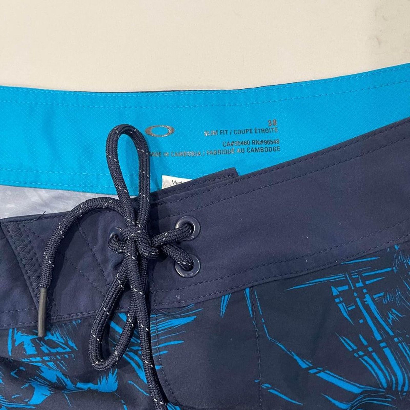 Oakley Oakley Swim Shorts Men 38 Trunks Slim Fit Tropical Board Size US 38 / EU 54 - 3 Thumbnail