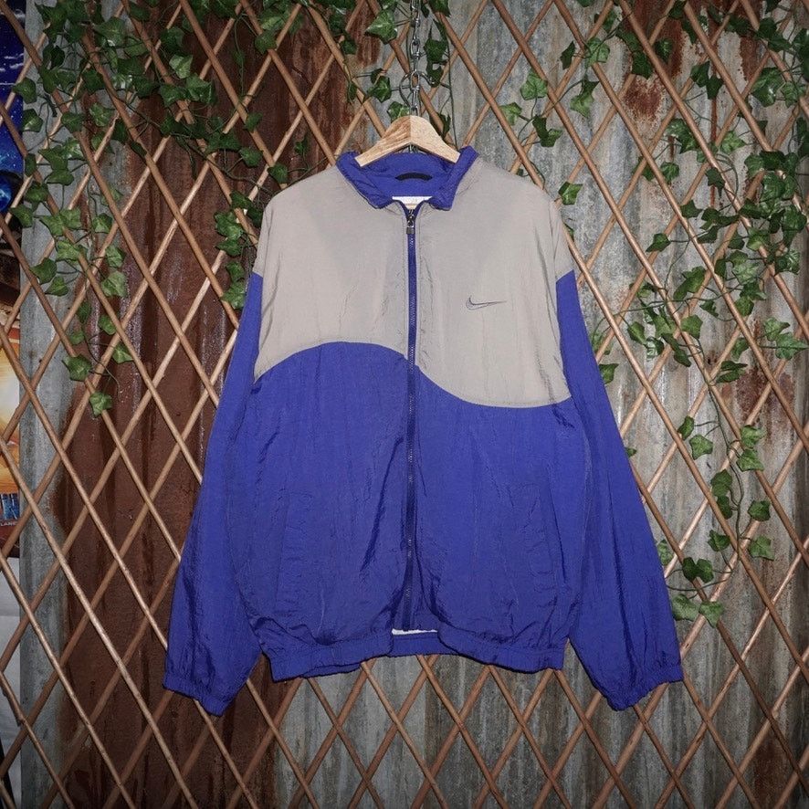 Nike XL - Vintage Y2K Nike embroider 90s purple/gray windbreaker Size US XL / EU 56 / 4 - 1 Thumbnail