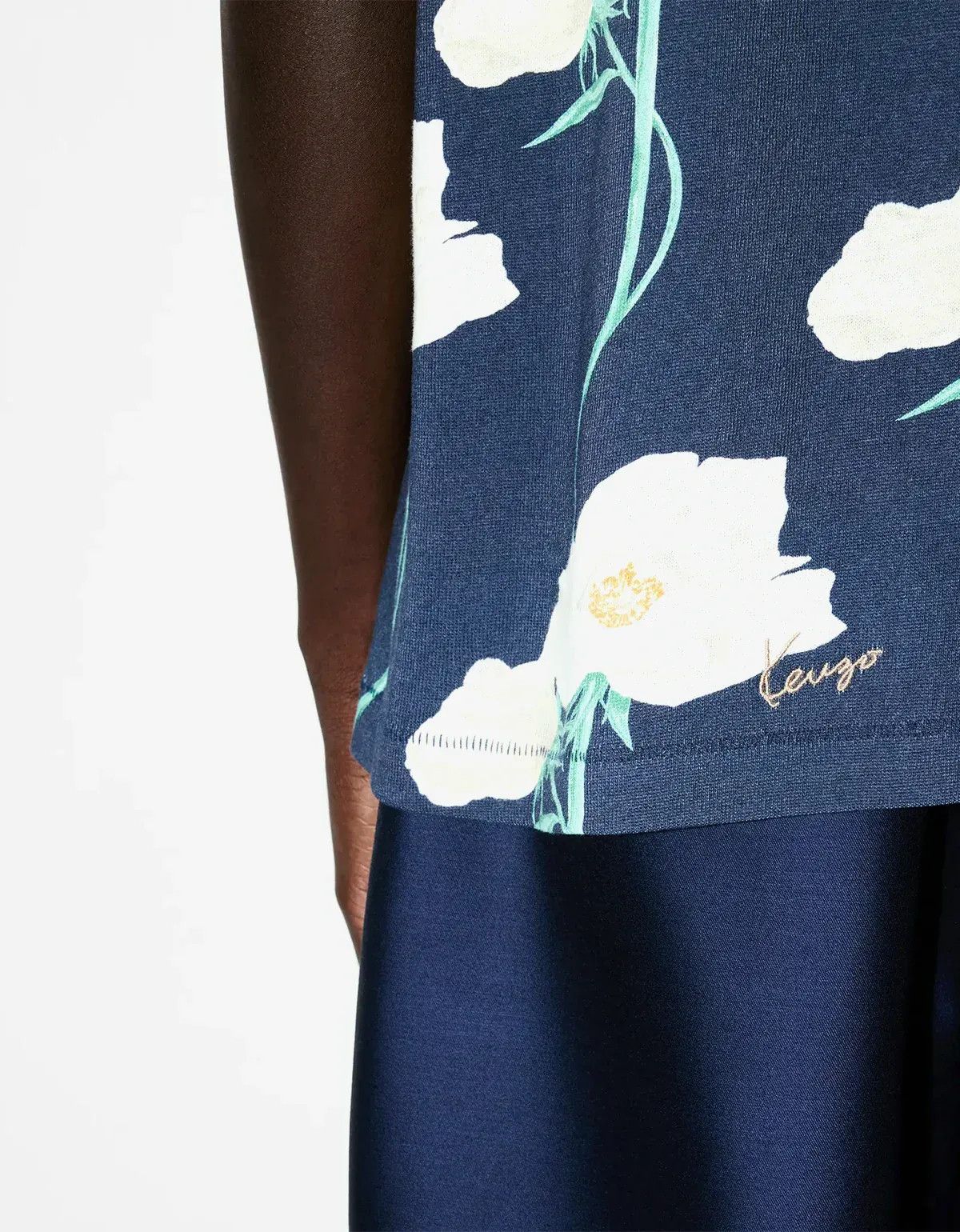 Kenzo Kenzo Archive Rose Blue T-Shirt Size US L / EU 52-54 / 3 - 5 Thumbnail