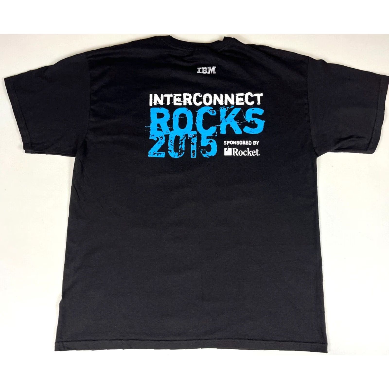 Aerosmith Aerosmith Interconnect Rocks 2015 T-Shirt Double-Sided XL Black Mens T-Shirt Rock Music Vintage Alstyle Apparel & Activewear size XL Size US XL / EU 56 / 4 - 2 Thumbnail
