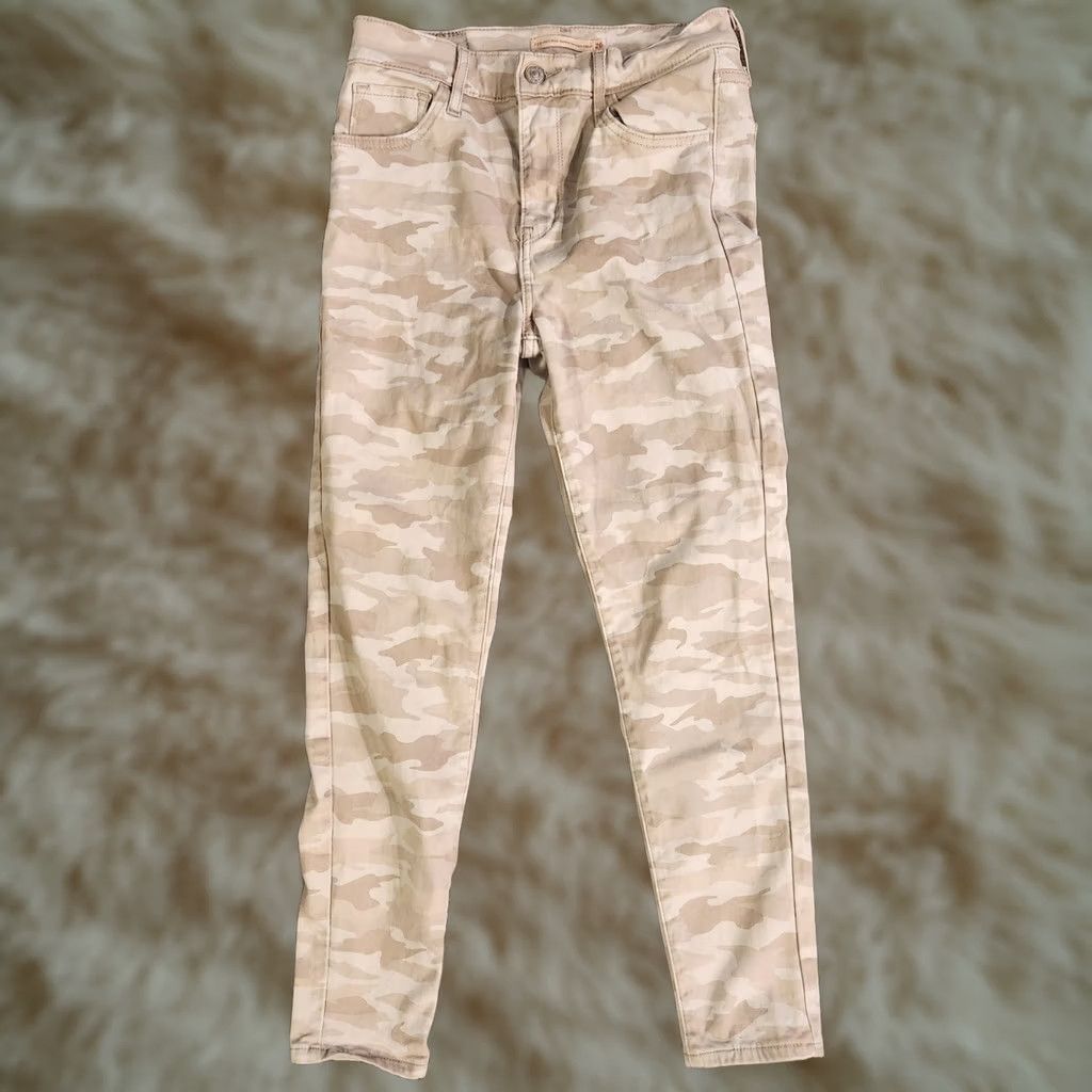 Levi's Levi’s 720 High Rise Super Skinny Crop Jeans Camouflage Beige 26 Women Pants Size 26" / US 2 / IT 38 - 1 Thumbnail