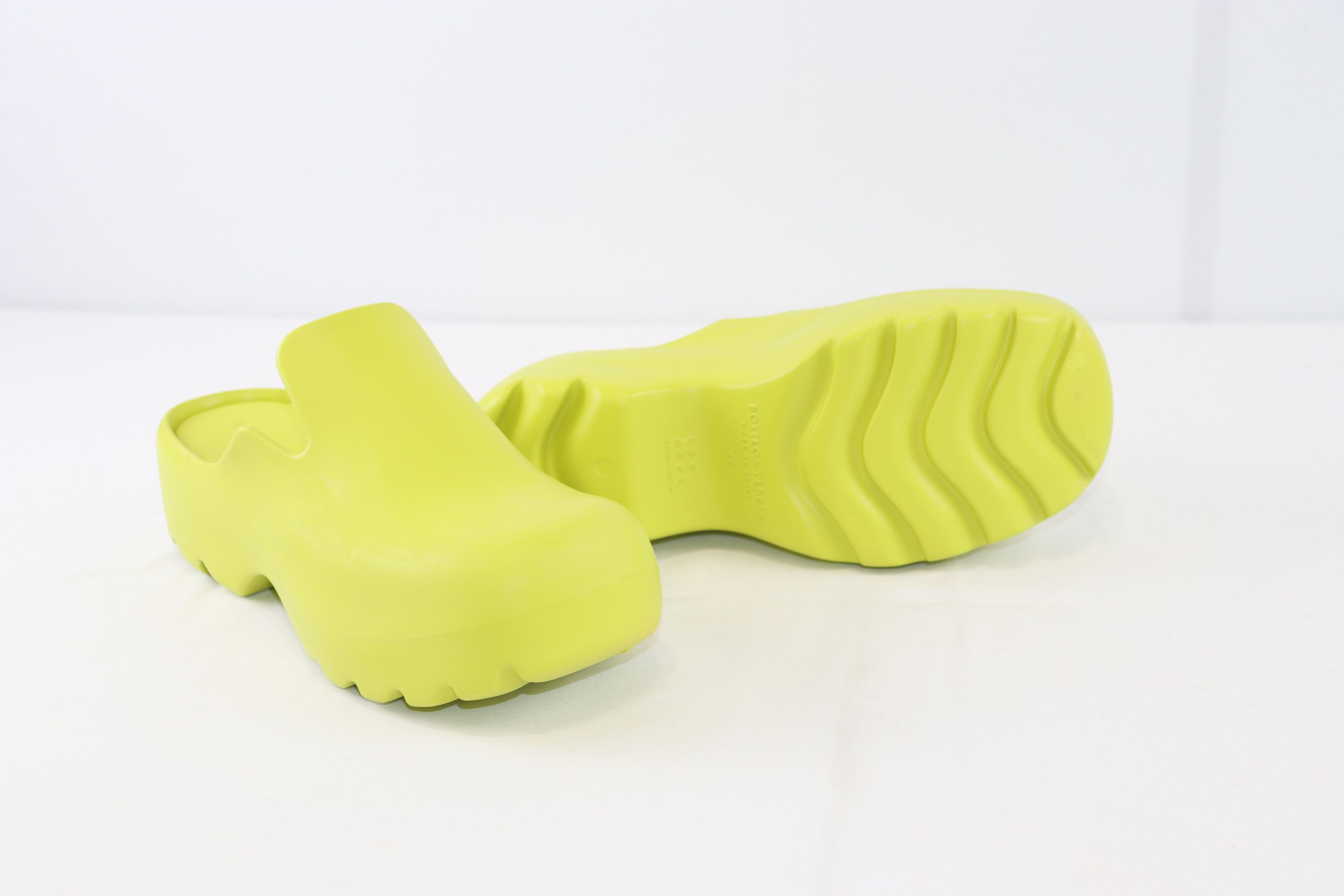 Bottega Veneta o1rshd1 Flash Slipper Rubber in Yellow Size US 10 / EU 43 - 8 Thumbnail