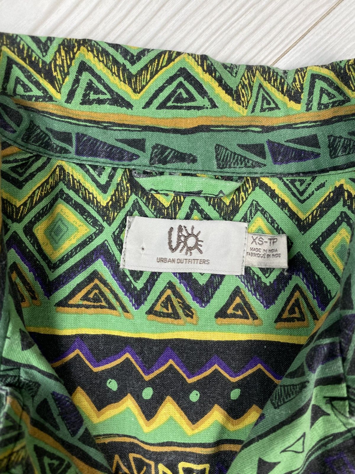 Urban Outfitters Short sleeve geometric shirt Urban Outfitters Hawaiian style Size US M / EU 48-50 / 2 - 11 Thumbnail