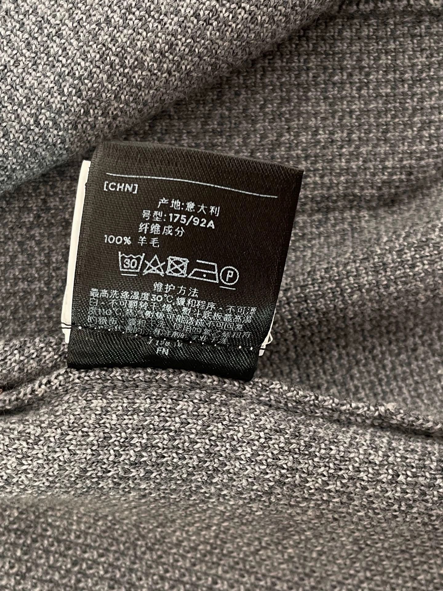 Ermenegildo Zegna Ermenegildo Zegna Wool Cardigan 48 New No Tags Size US M / EU 48-50 / 2 - 7 Thumbnail
