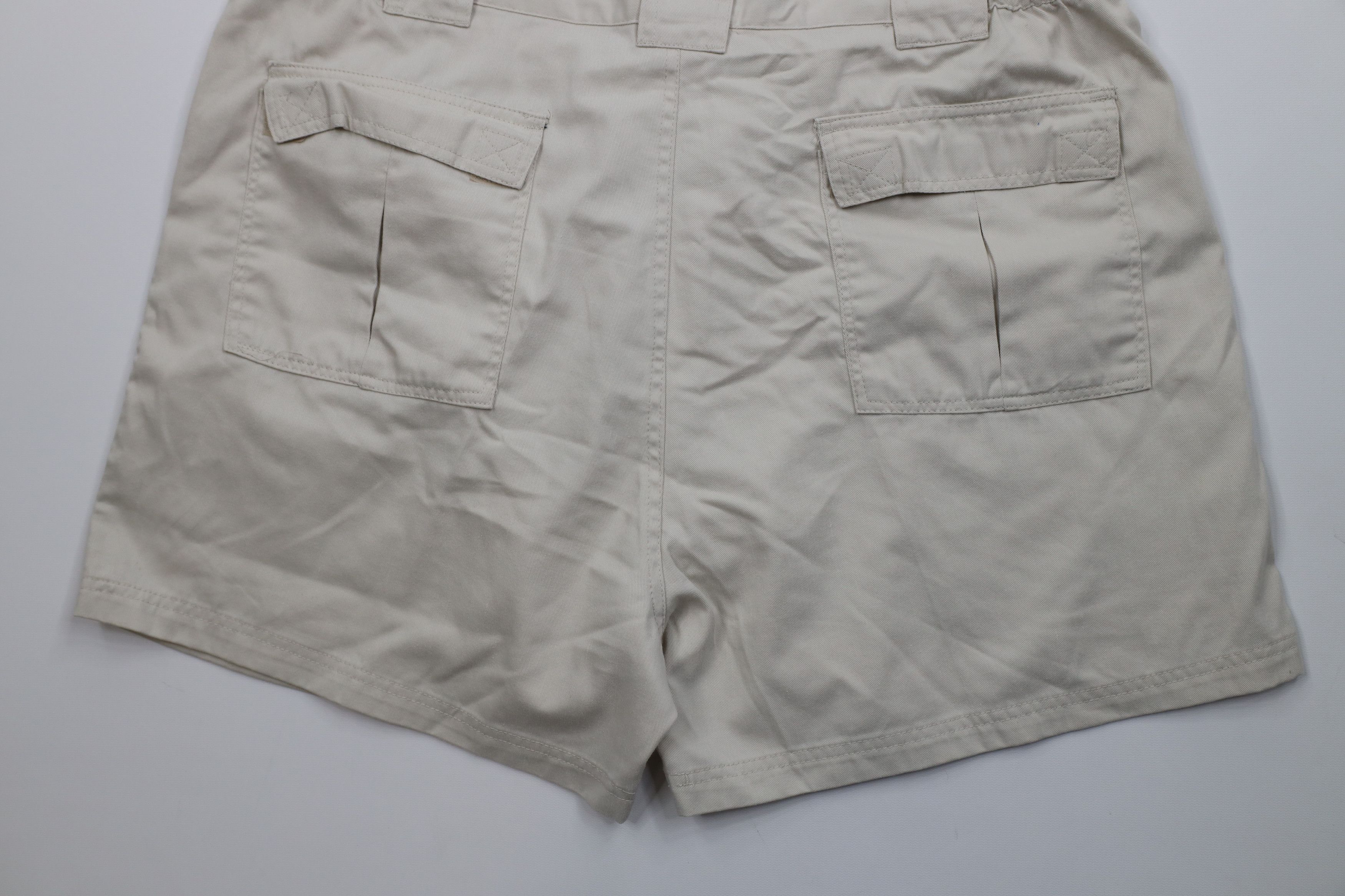 Vintage Vintage 90s Streetwear Knee Trekking Cargo Shorts Beige Size US 40 / EU 56 - 12 Thumbnail