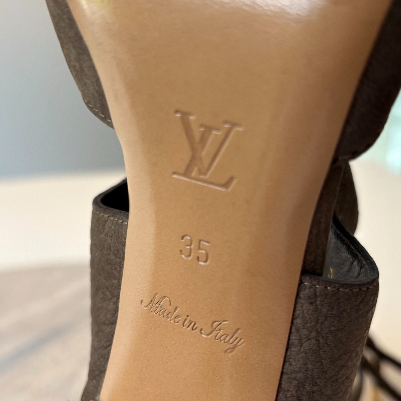 Louis Vuitton Louis Vuitton Corfu Leather Gladiator Lace Up Sandals Size 5 Size US 5 / IT 35 - 14 Thumbnail
