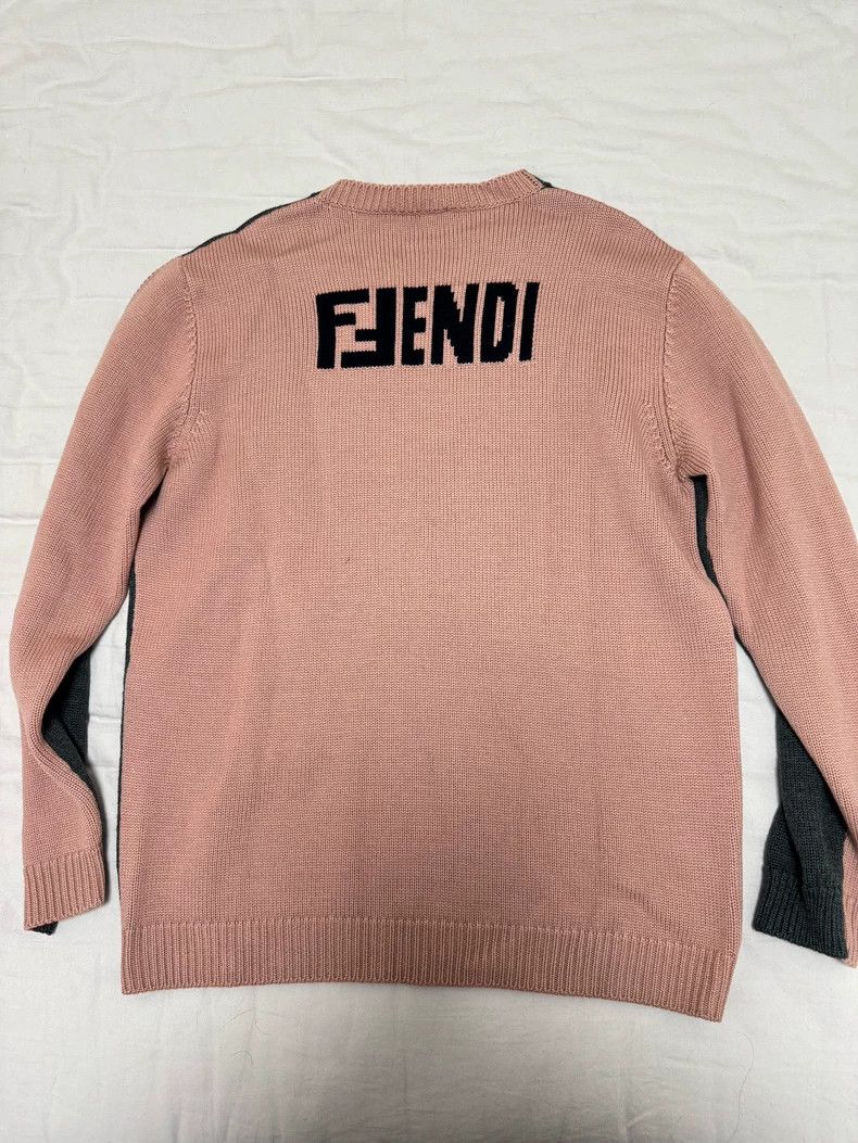 Fendi FENDI Gray and pink mixed color sweater Size US L / EU 52-54 / 3 - 2 Thumbnail