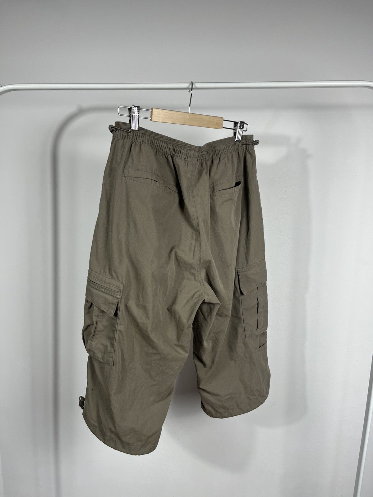 Nike Nike Distressed Cargo Long Shorts Olive Green Size L Size US 34 / EU 50 - 13 Thumbnail