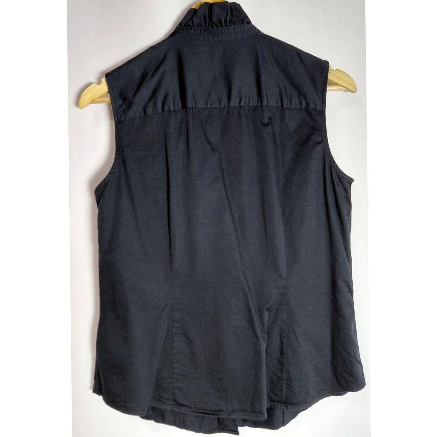 Brooks Brothers Brooks Brothers Top Womens 10 Black Sleeveless Solid Woven Women Size Size L / US 10 / IT 46 - 2 Thumbnail