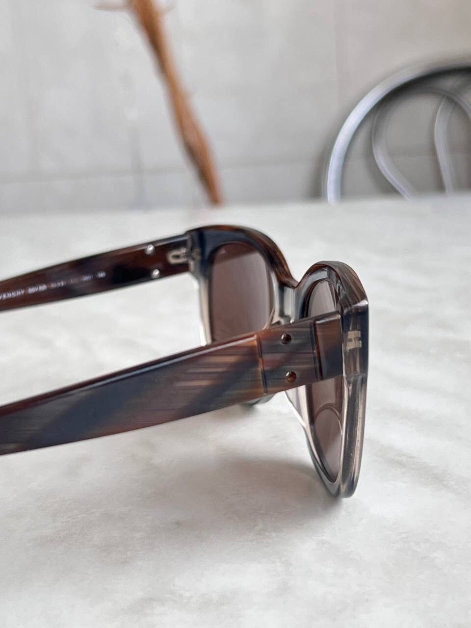 Givenchy Vintage Givenchy Sunglasses SGV 826 Square Frame Lost Logo Size ONE SIZE - 2 Thumbnail