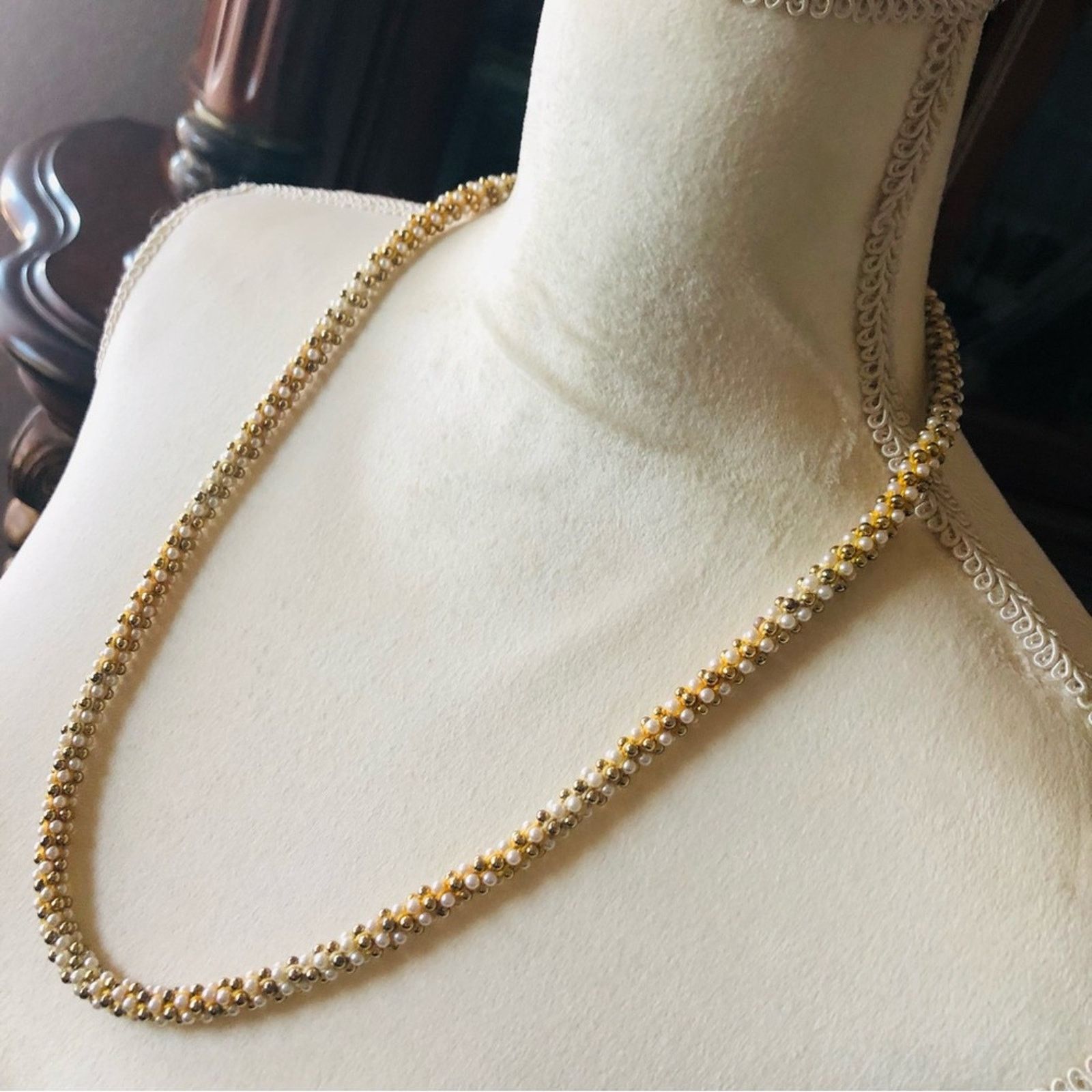Vintage Vintage bell cap braided mini pearl beaded necklace Size ONE SIZE - 4 Thumbnail