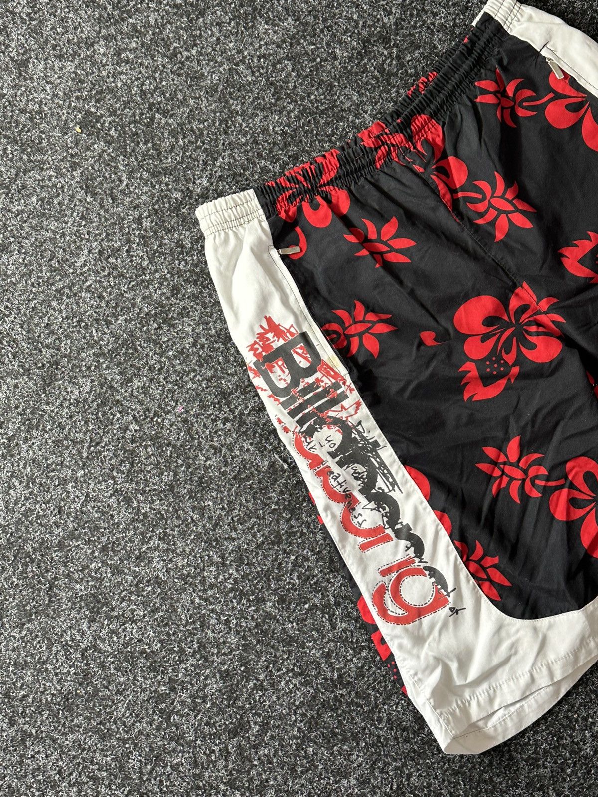 Billabong × Vintage 🚨Vintage BILLABONG OVER PRINT FLOWER Japanese Surf Shorts Size US 32 / EU 48 - 2 Thumbnail