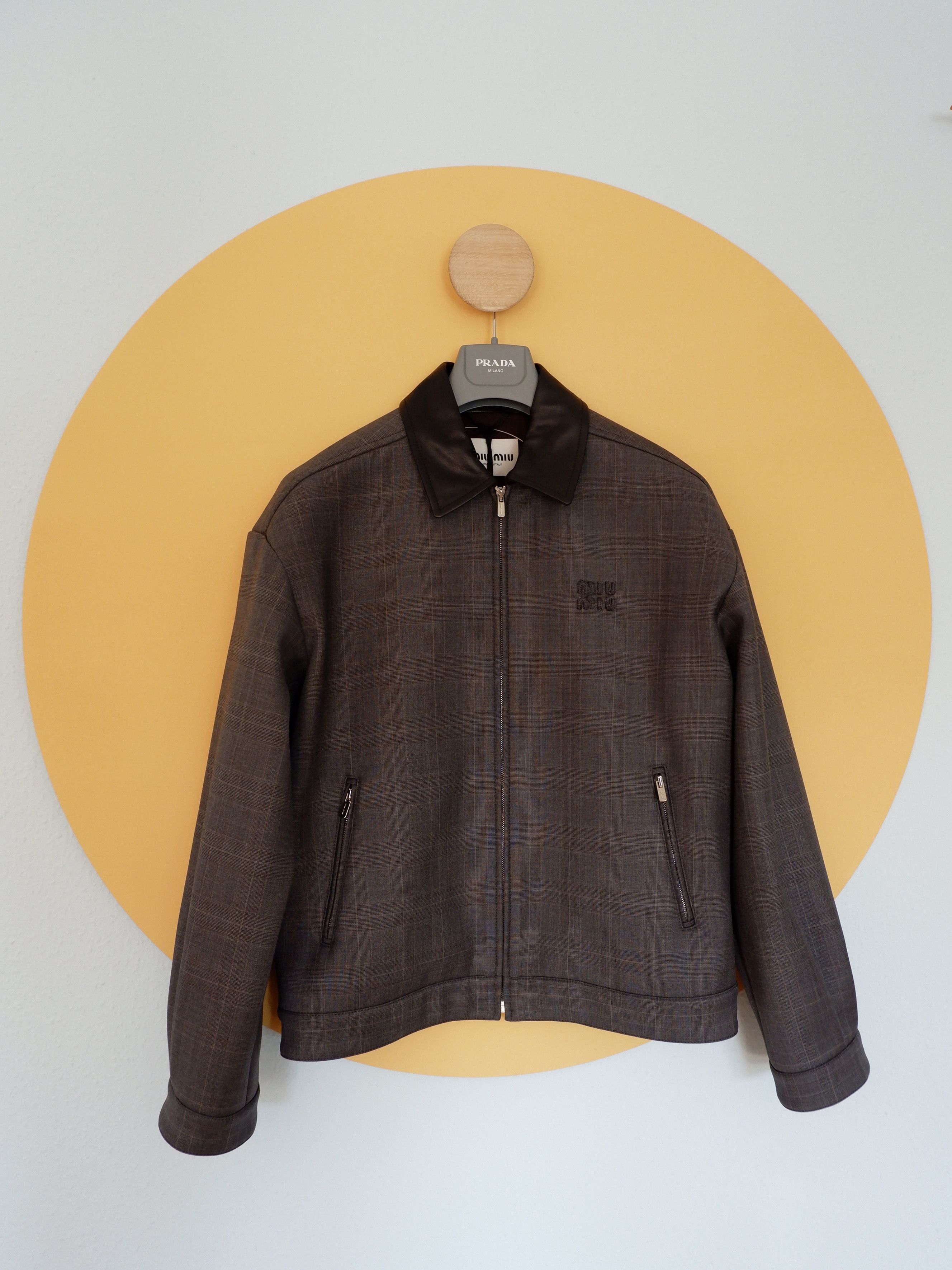 Miu Miu Last drop! 6k Miu Miu virgin wool bonded blouson Size US S / EU 44-46 / 1 - 1 Thumbnail