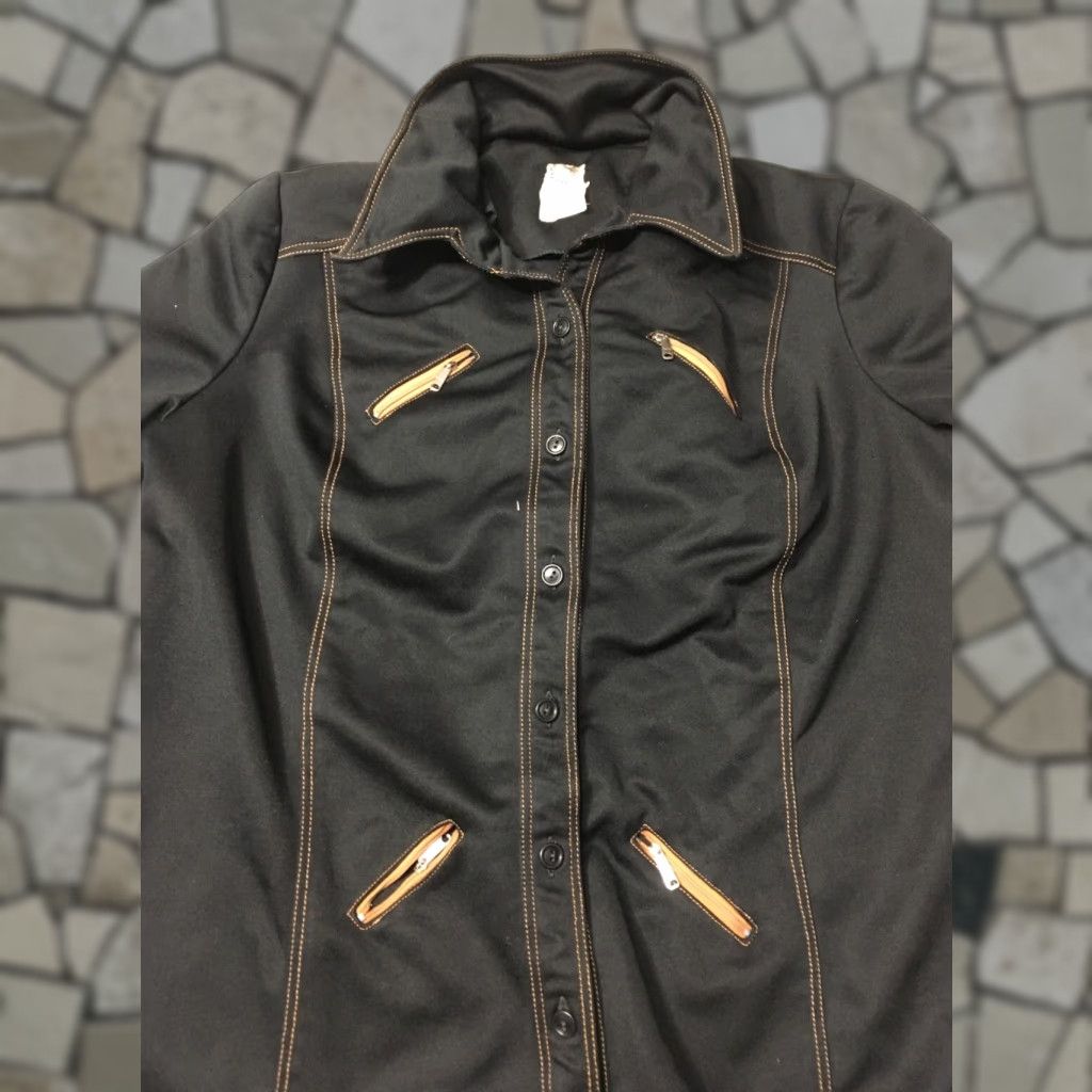 Vintage VINTAGE London Lass Shirt XL Black Cotton Woven Button-Up Zip Collar Spread USA 1970s 70s Distress Mens Size US XL / EU 56 / 4 - 1 Thumbnail