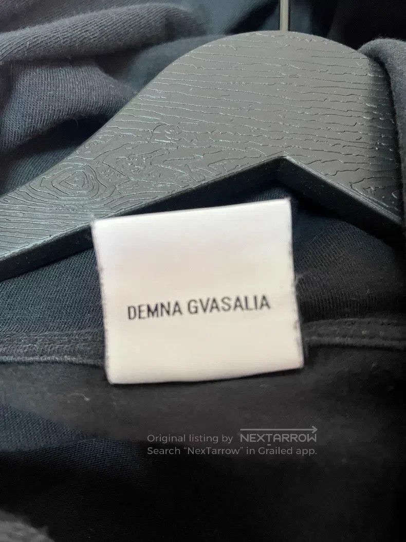 Vetements VETEMENTS Band Patched Thin Sweatshirt Size US S / EU 44-46 / 1 - 4 Thumbnail